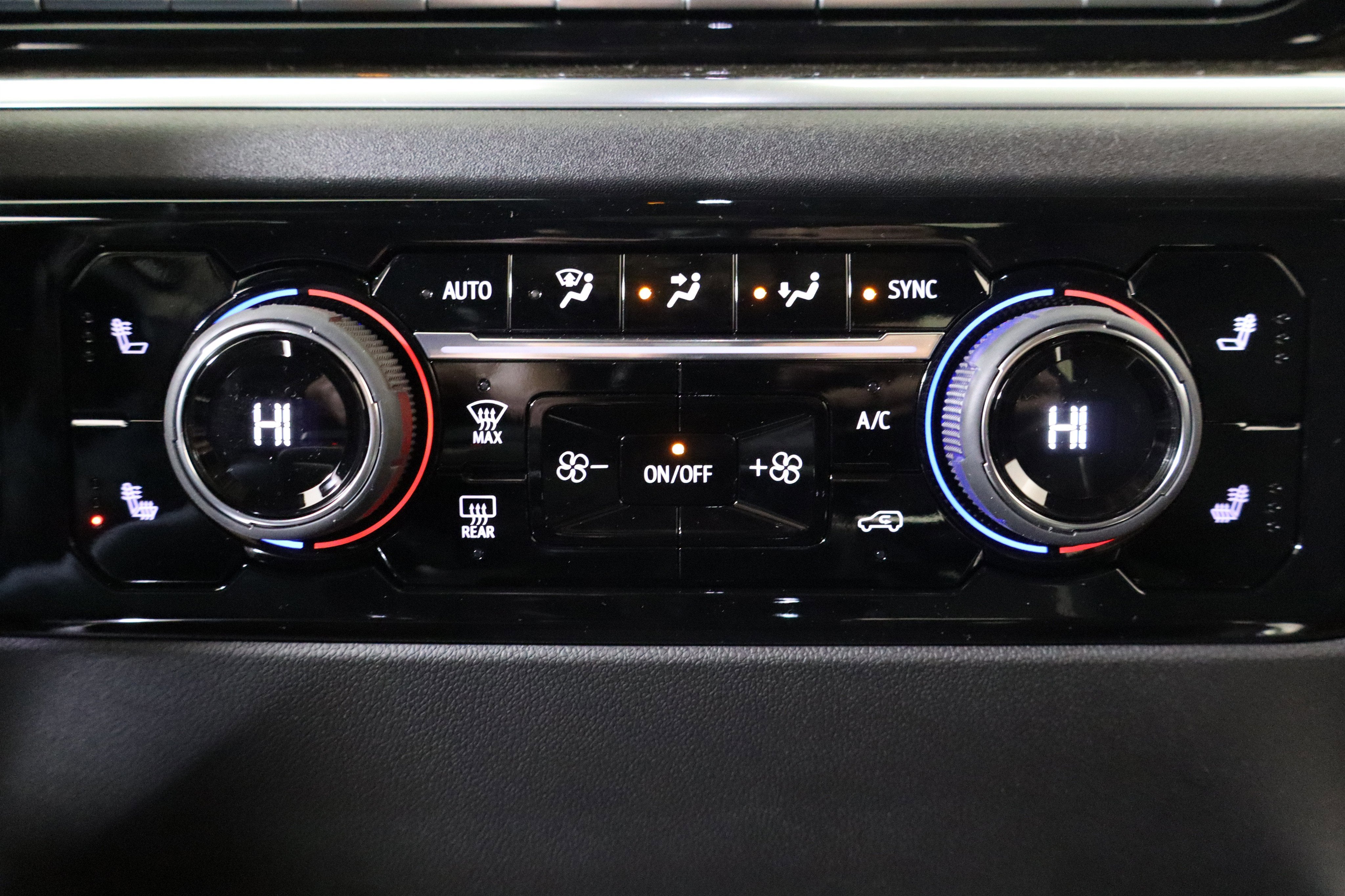 2026 Chevrolet Silverado 1500 RST Crew Cab 4WD