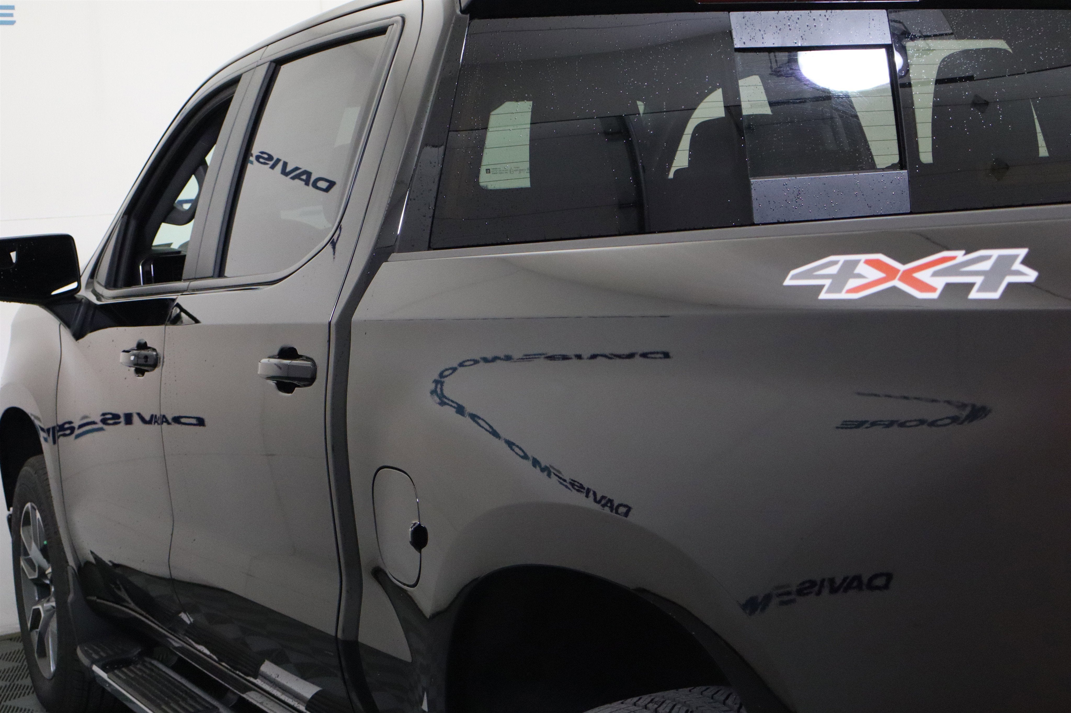 2026 Chevrolet Silverado 1500 RST Crew Cab 4WD