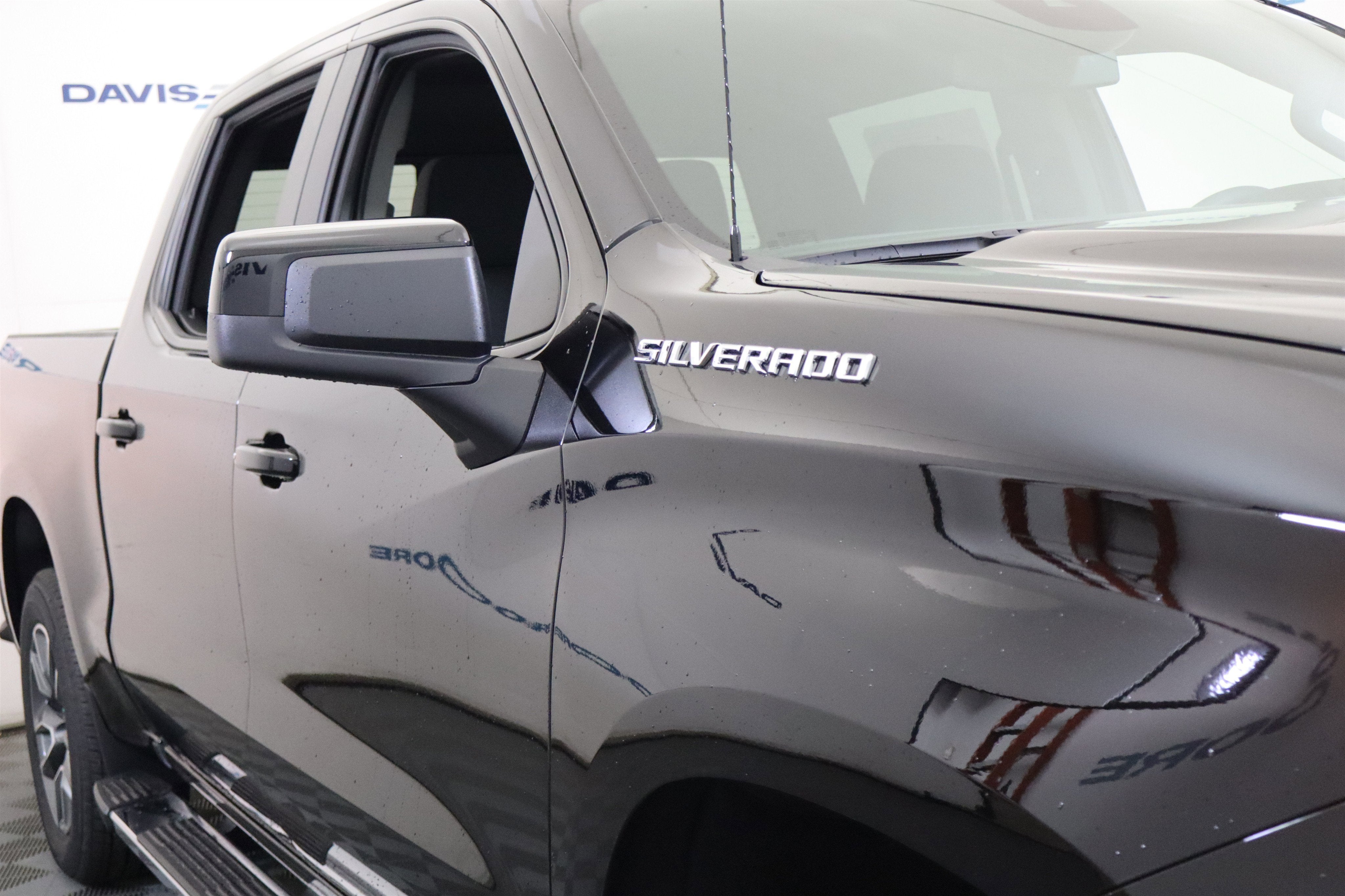 2026 Chevrolet Silverado 1500 RST Crew Cab 4WD