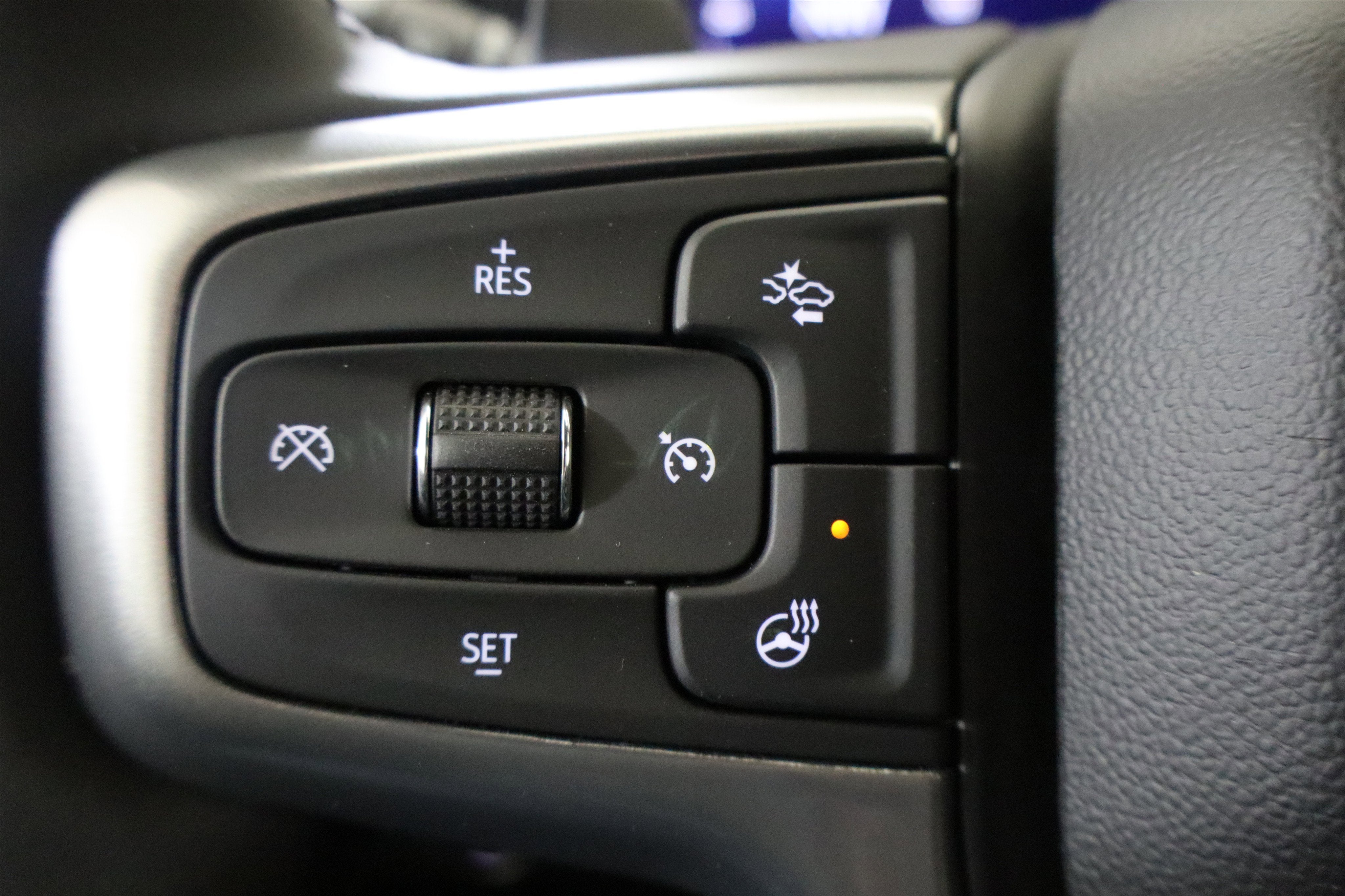 2026 Chevrolet Silverado 1500 LTZ Crew Cab 4WD