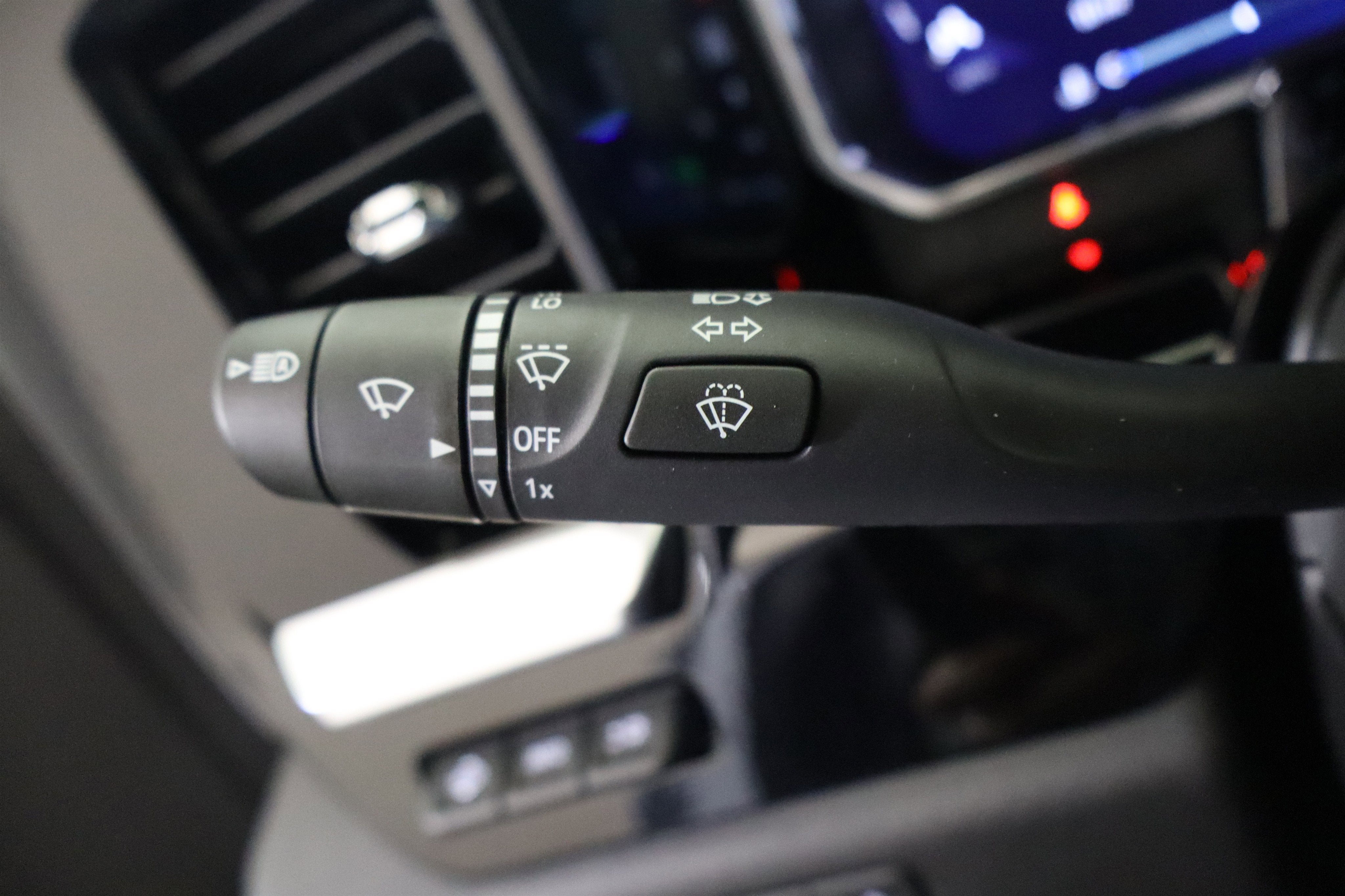 2026 Chevrolet Silverado 1500 LTZ Crew Cab 4WD