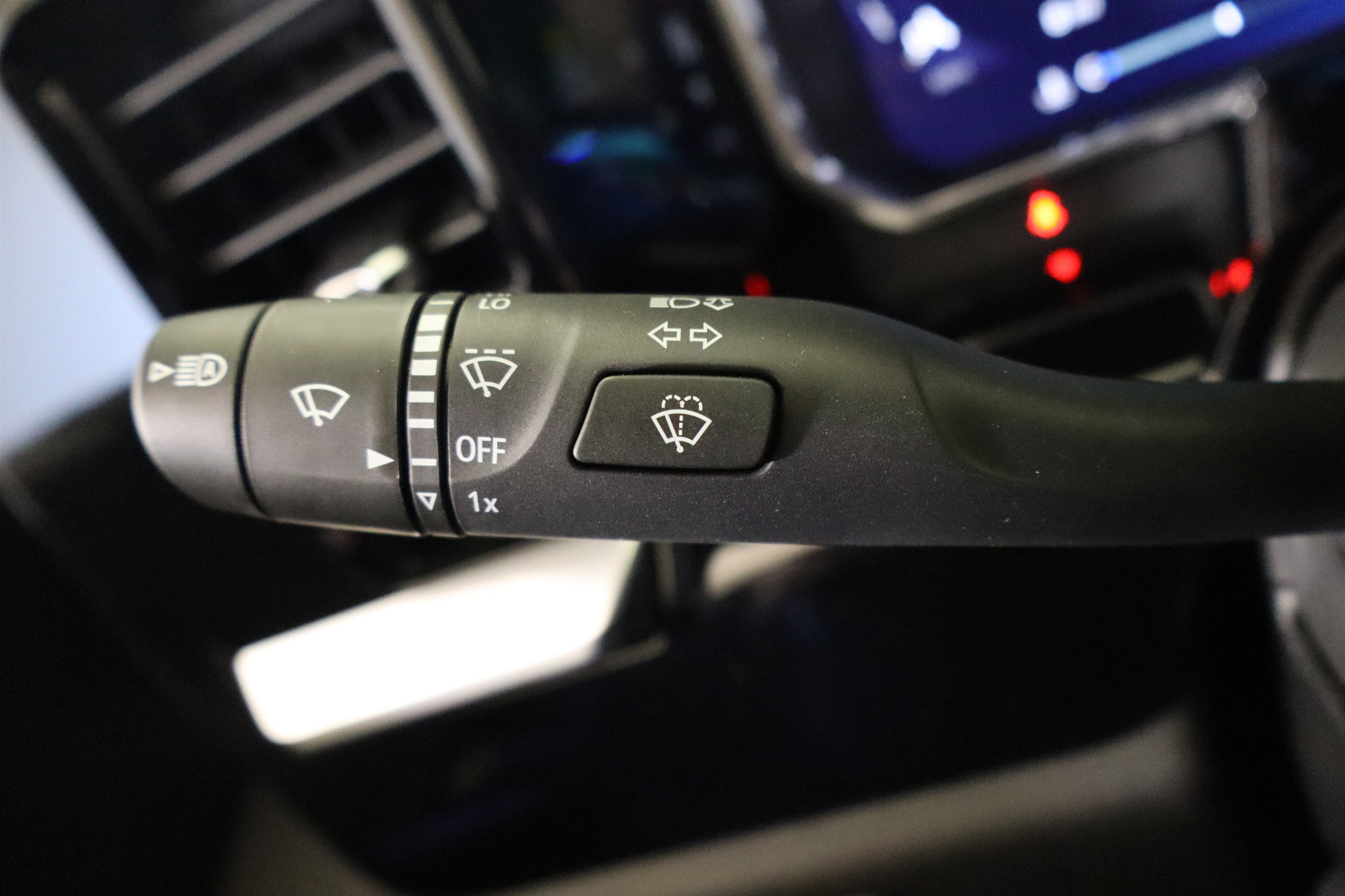 2026 Chevrolet Silverado 1500 LTZ Crew Cab 4WD