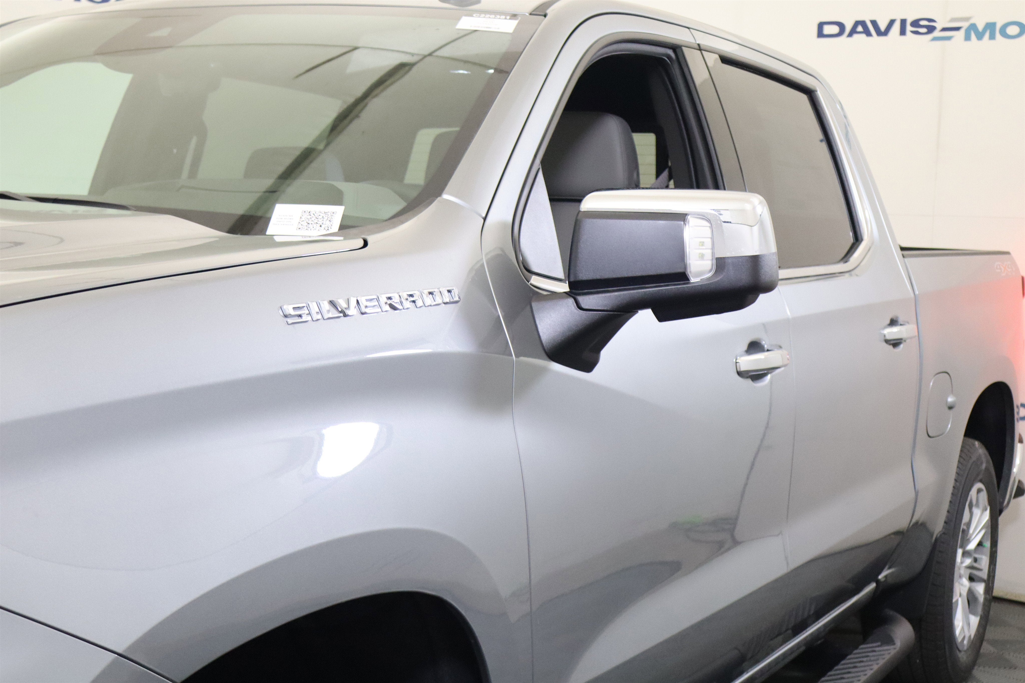 2026 Chevrolet Silverado 1500 LTZ Crew Cab 4WD