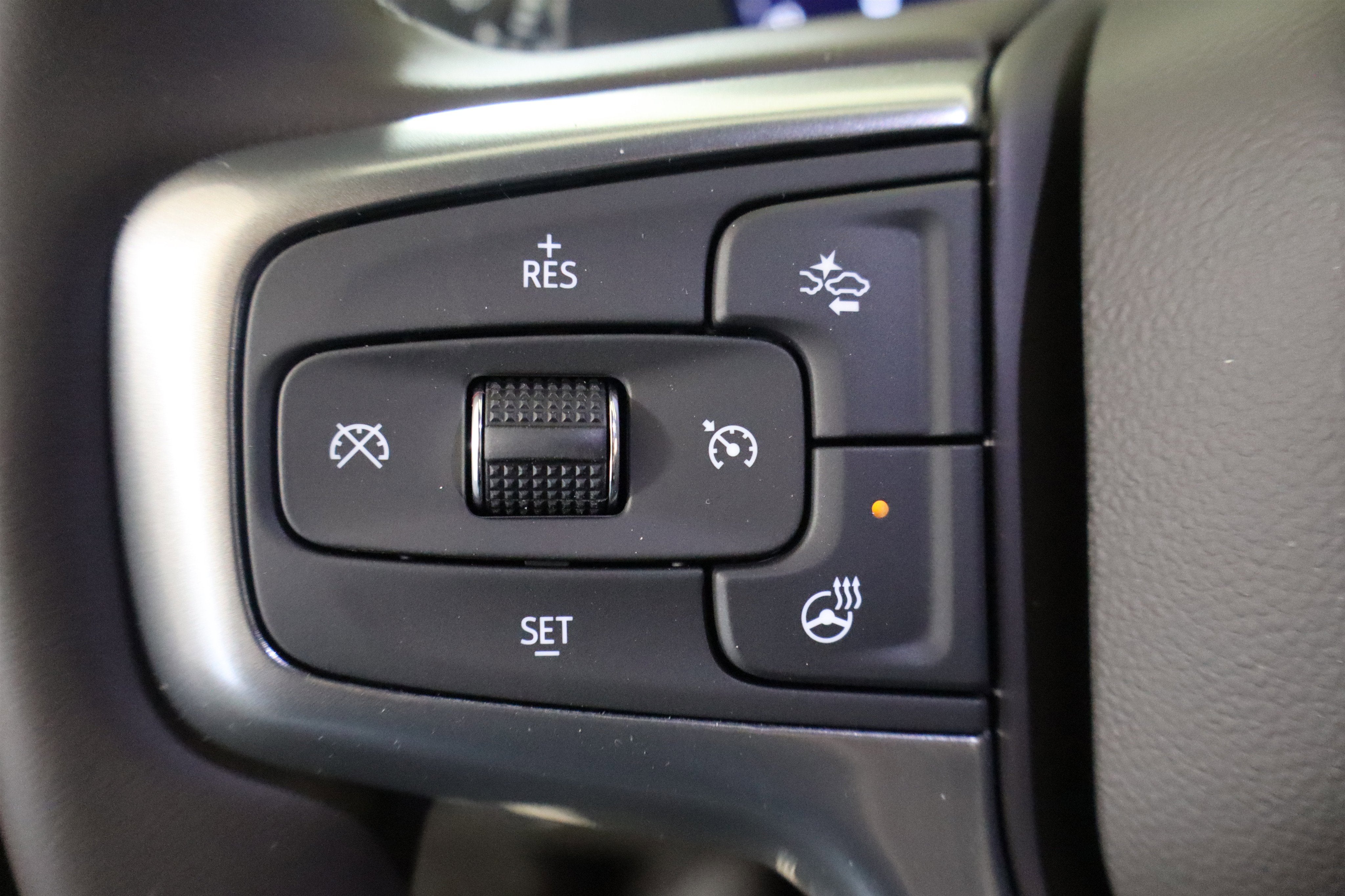 2026 Chevrolet Silverado 1500 LTZ Crew Cab 4WD