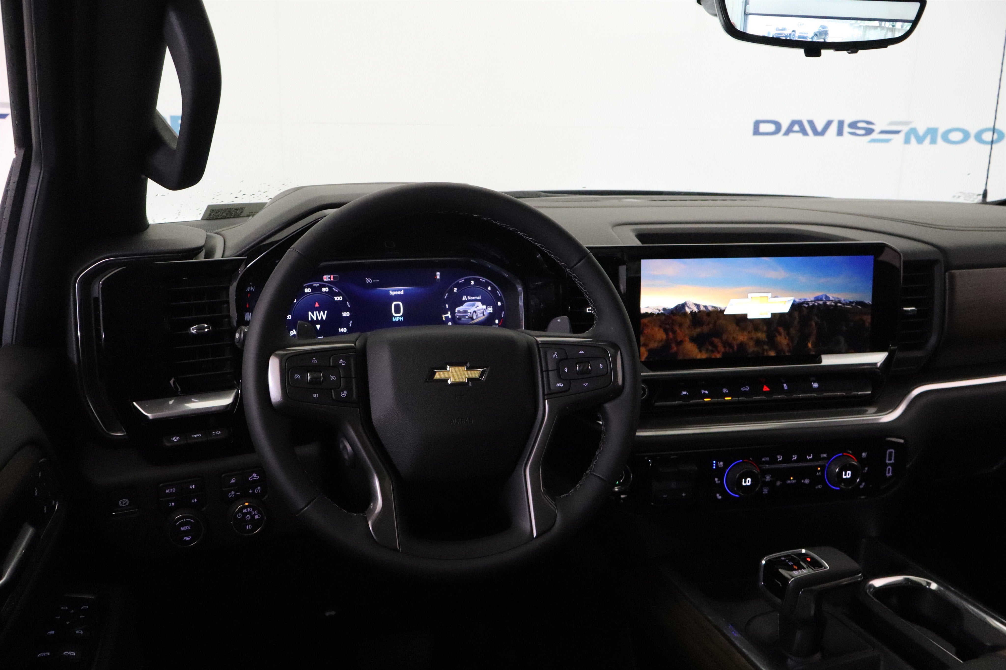 2026 Chevrolet Silverado 1500 High Country Crew Cab 4WD