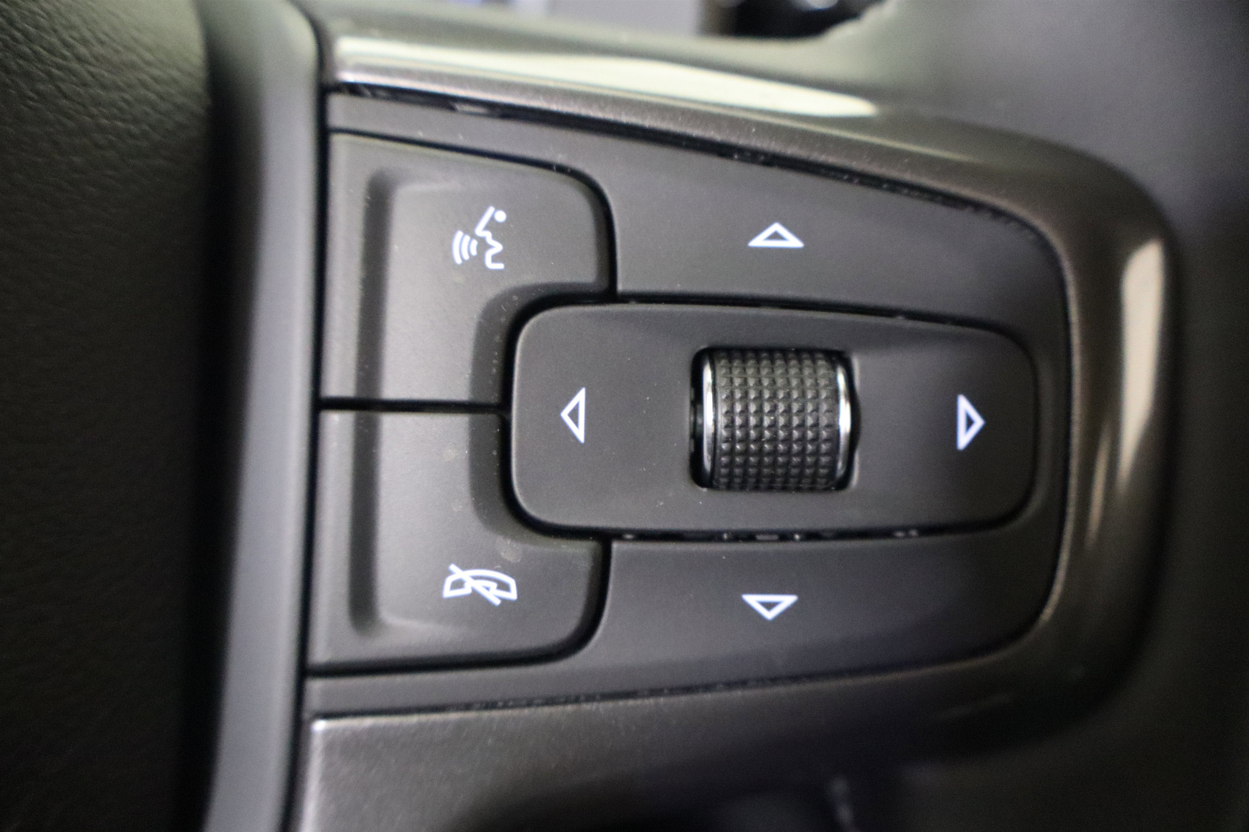 2026 Chevrolet Silverado 1500 High Country Crew Cab 4WD