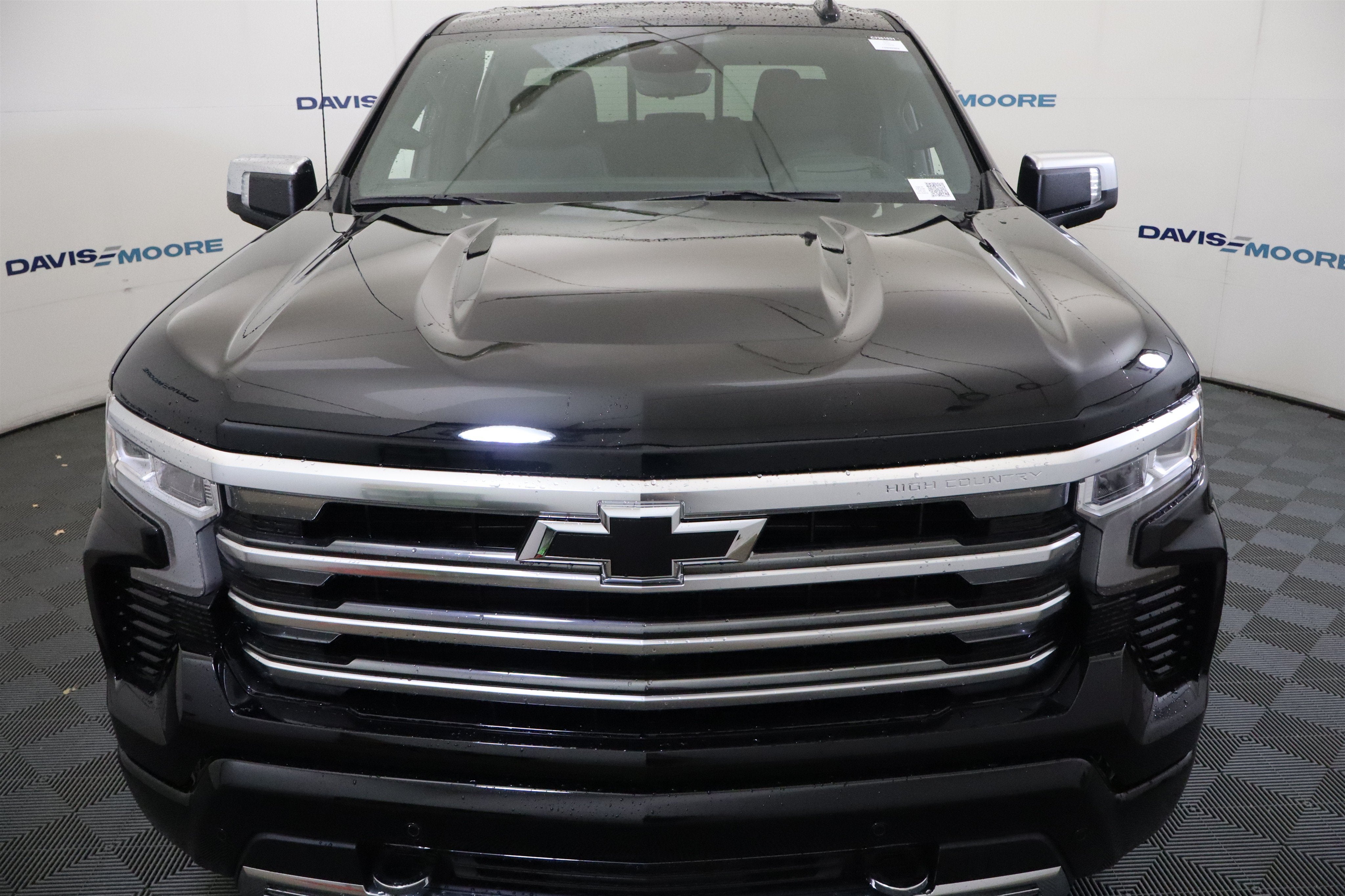 2026 Chevrolet Silverado 1500 High Country Crew Cab 4WD