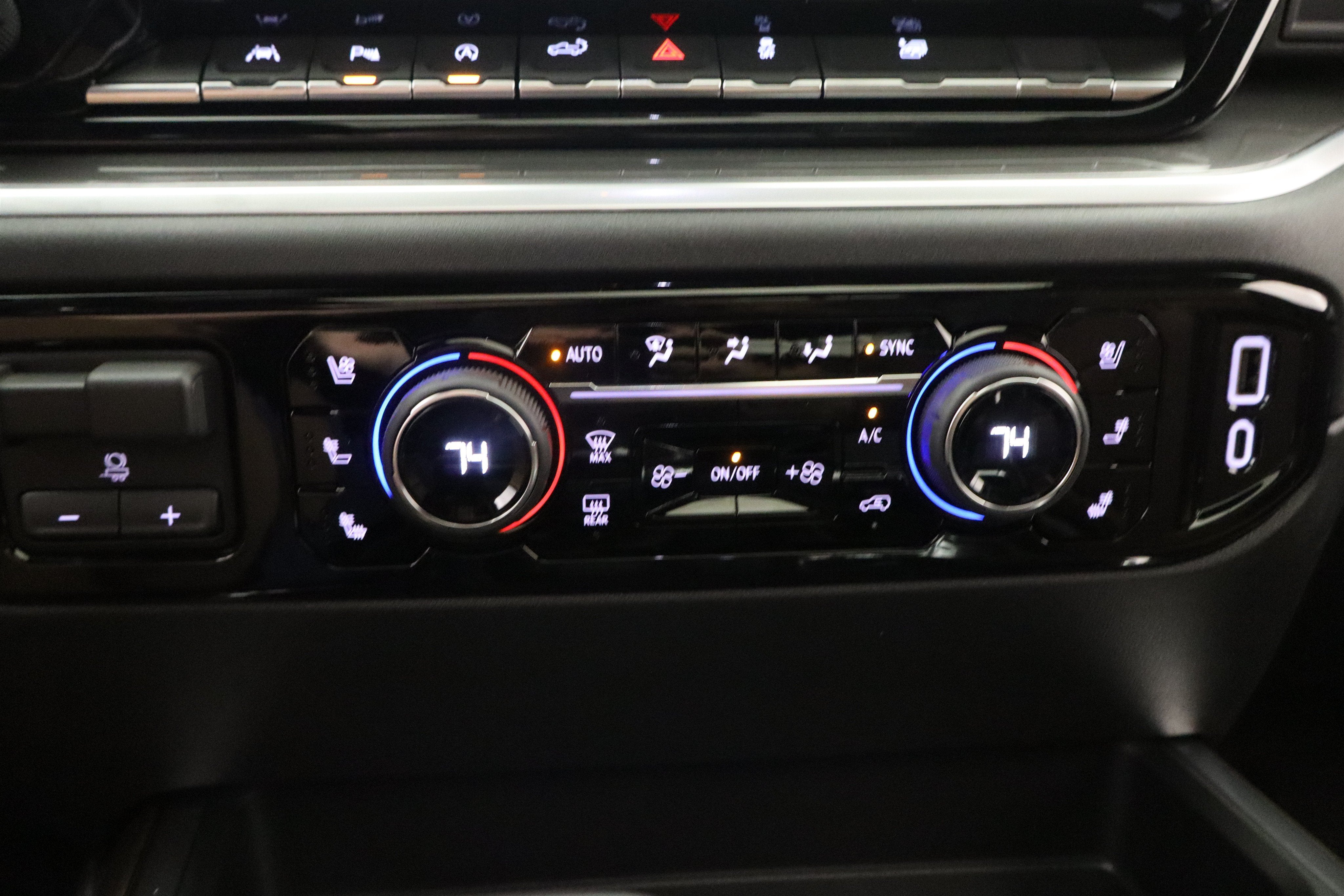2026 Chevrolet Silverado 1500 High Country Crew Cab 4WD