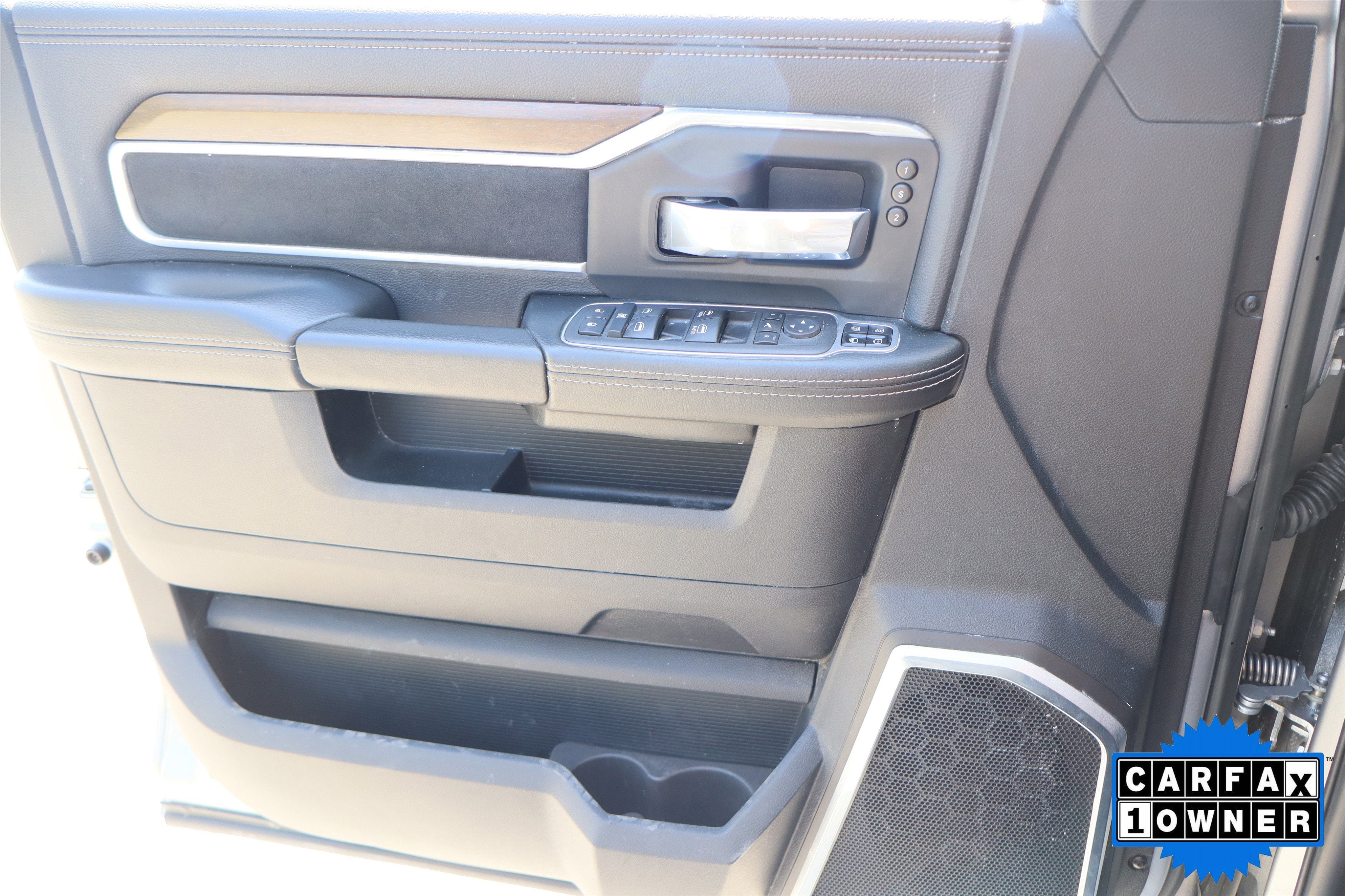 2024 RAM 2500 Laramie Crew Cab 4x4