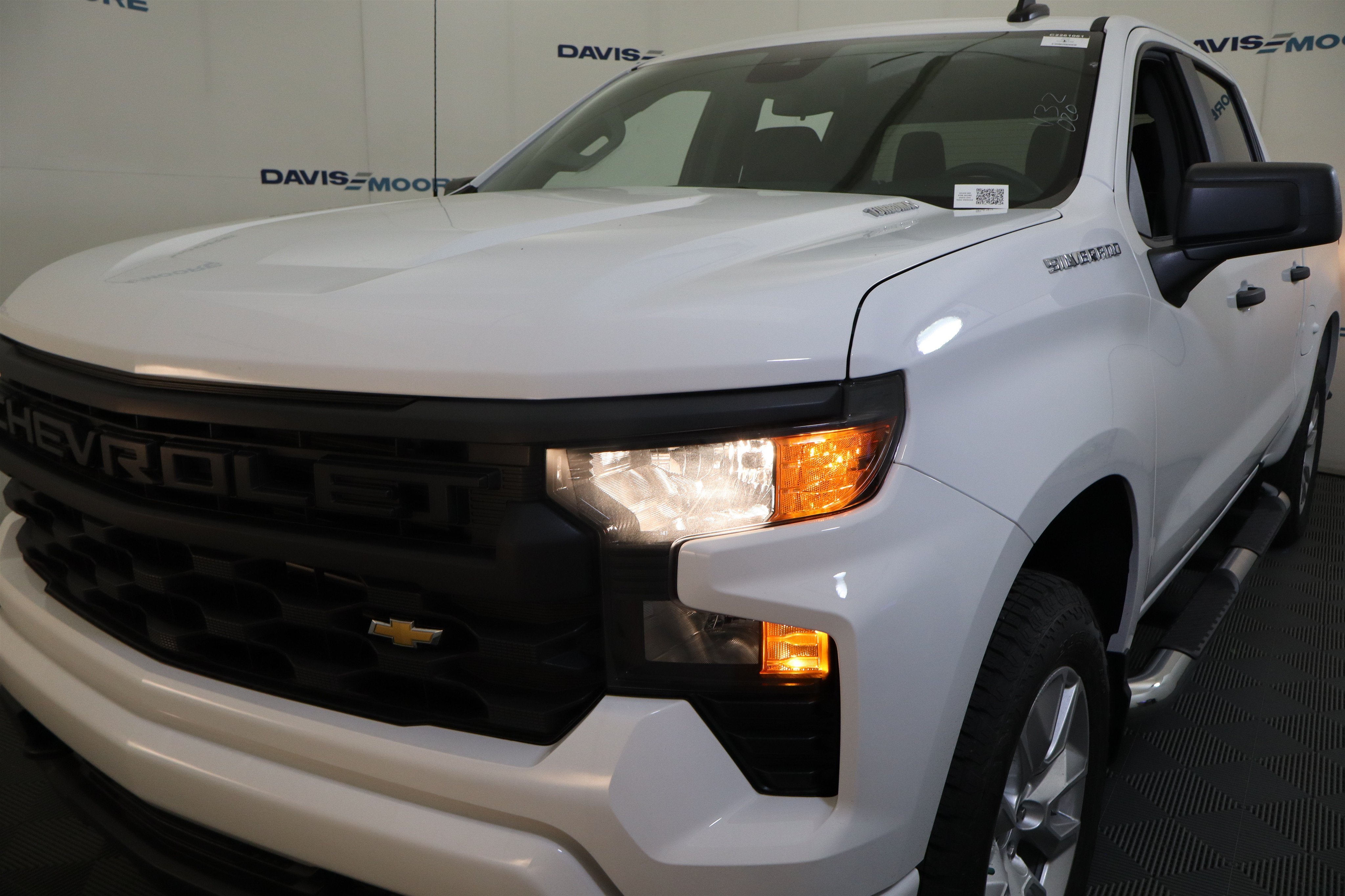2026 Chevrolet Silverado 1500 Custom Crew Cab 4WD