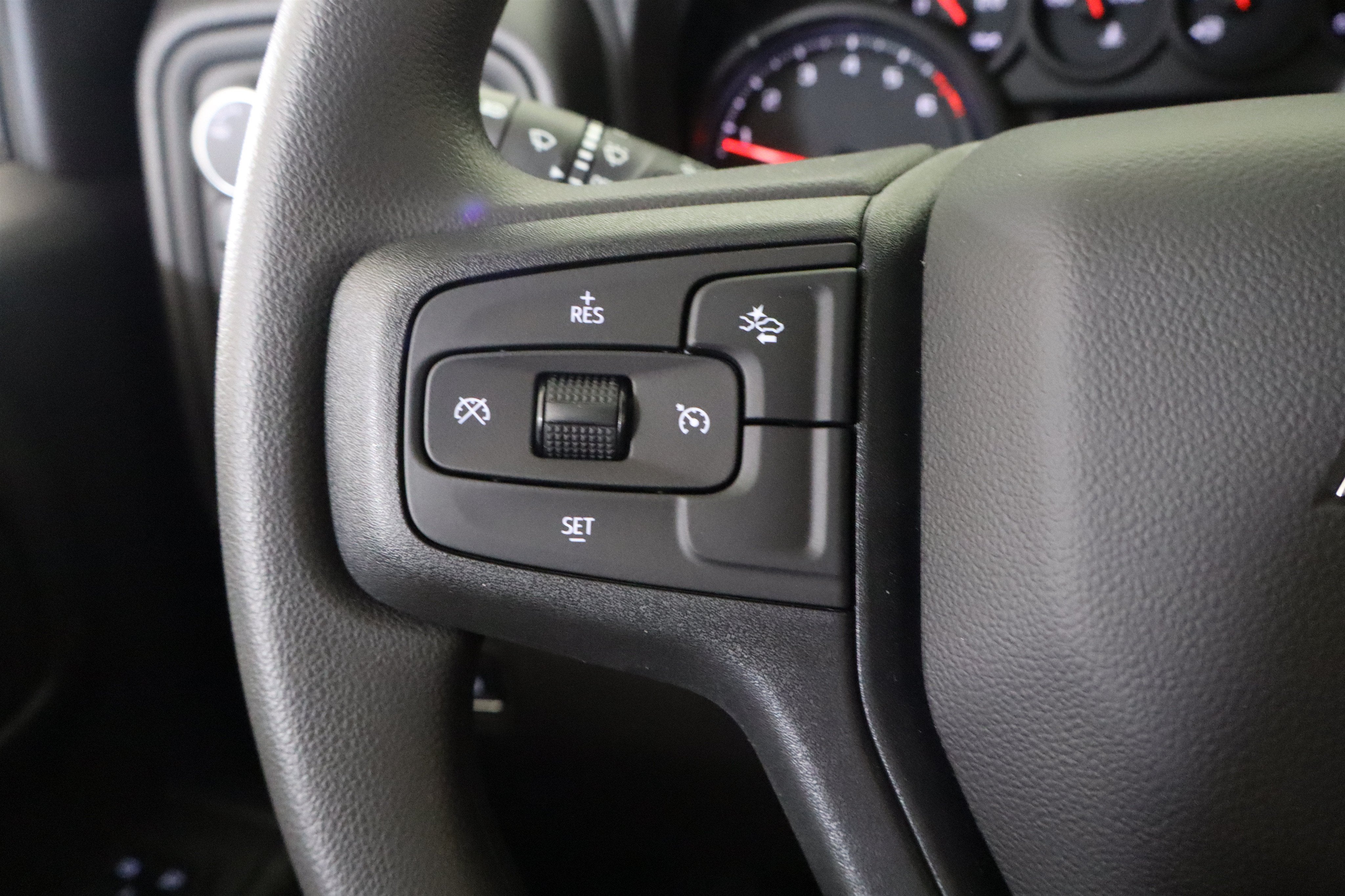 2026 Chevrolet Silverado 1500 Custom Crew Cab 4WD