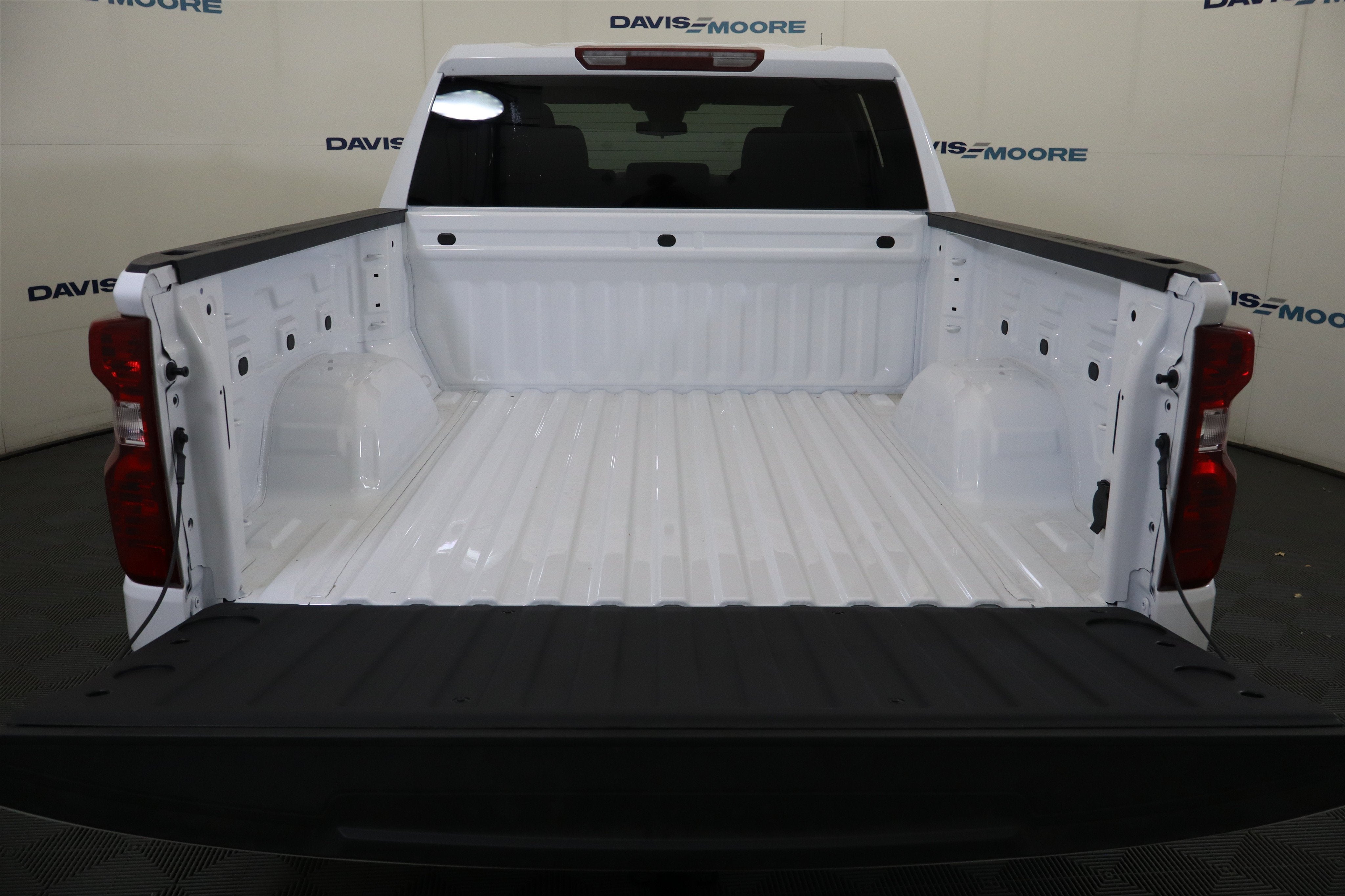 2026 Chevrolet Silverado 1500 Custom Crew Cab 4WD