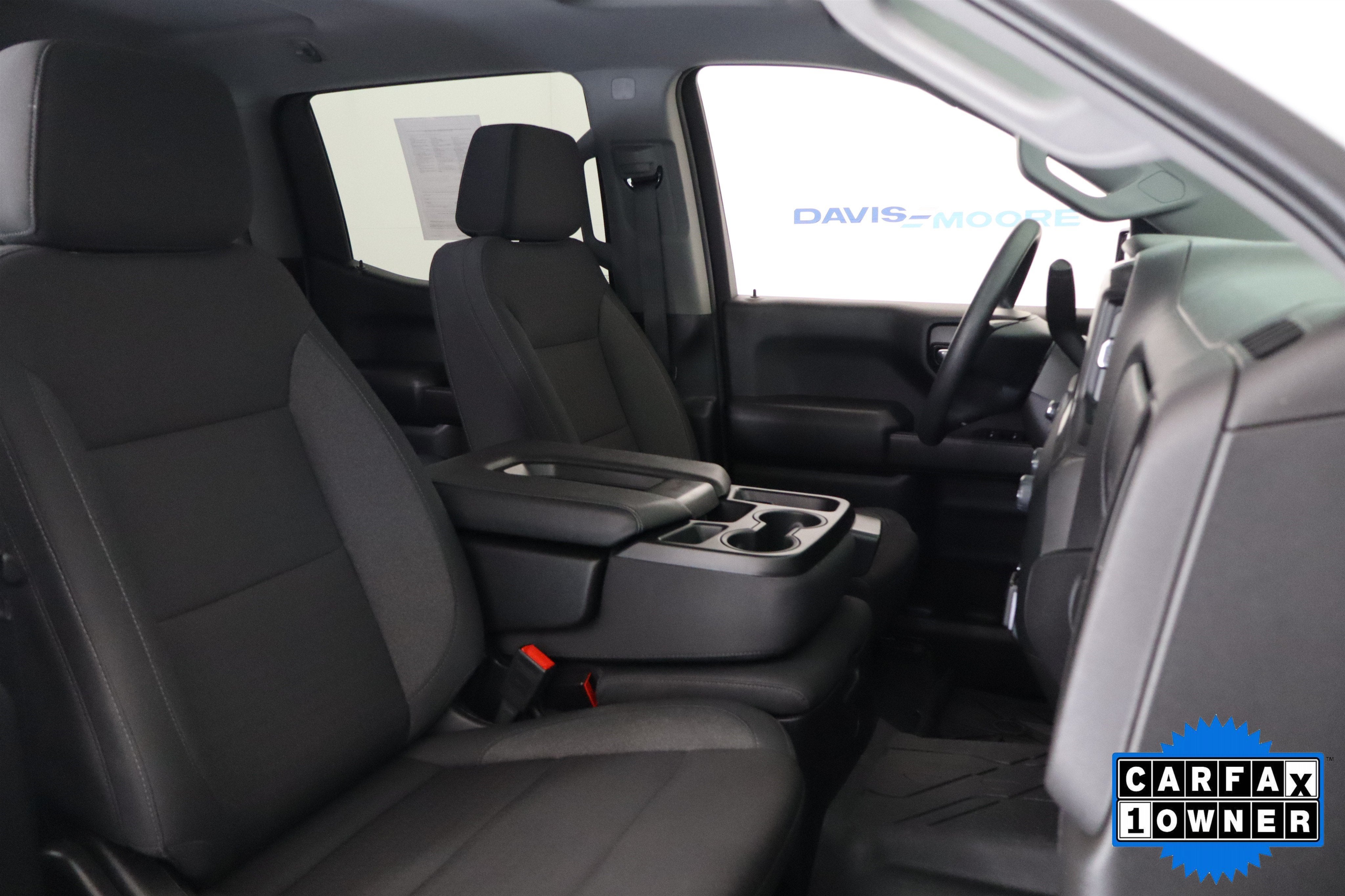 2025 Chevrolet Silverado 1500 Custom Crew Cab 4WD