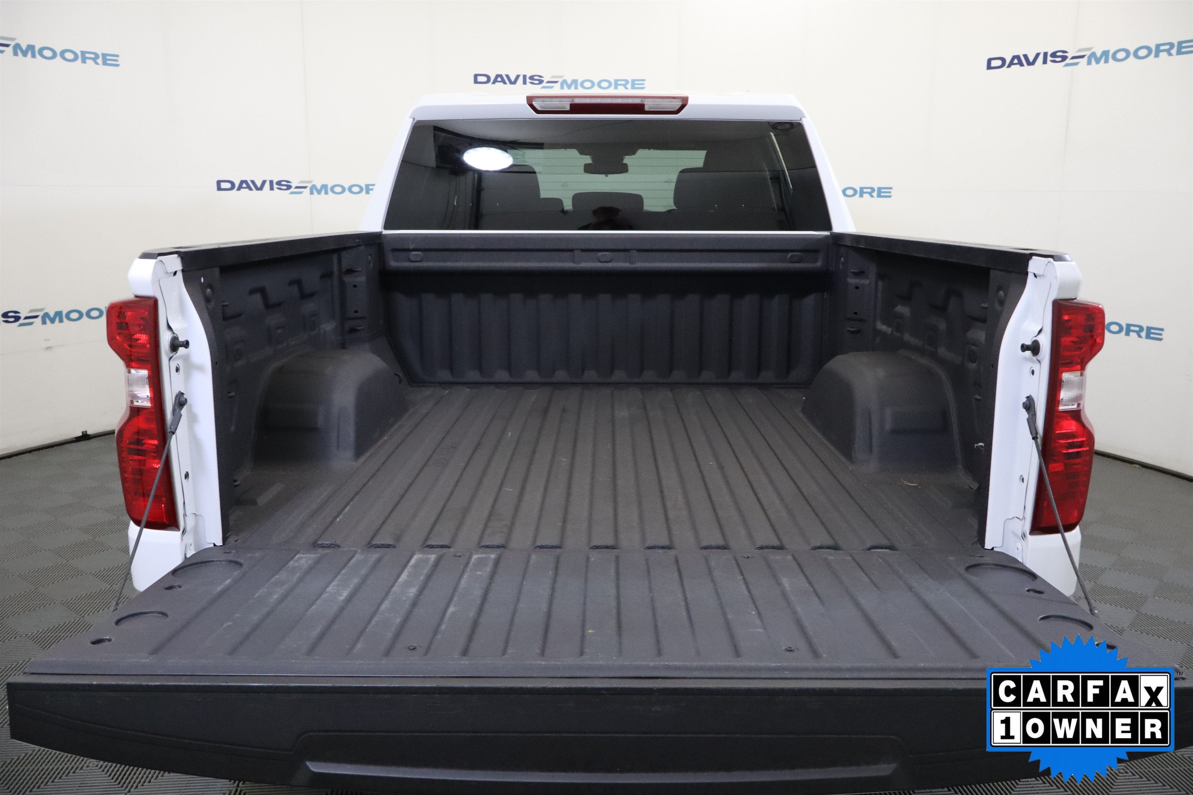 2025 Chevrolet Silverado 1500 Custom Crew Cab 4WD