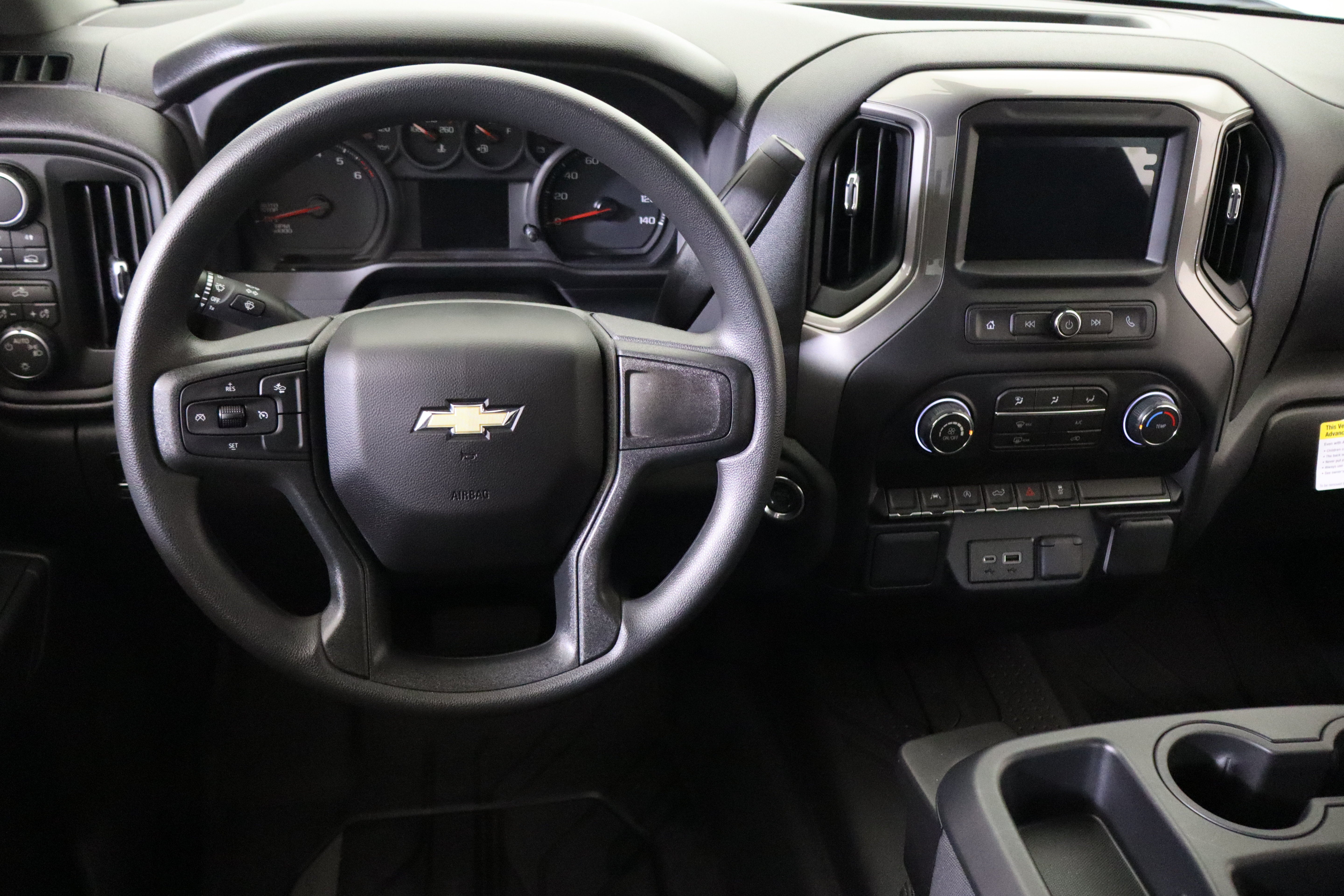 2026 Chevrolet Silverado 1500 Custom Crew Cab 4WD