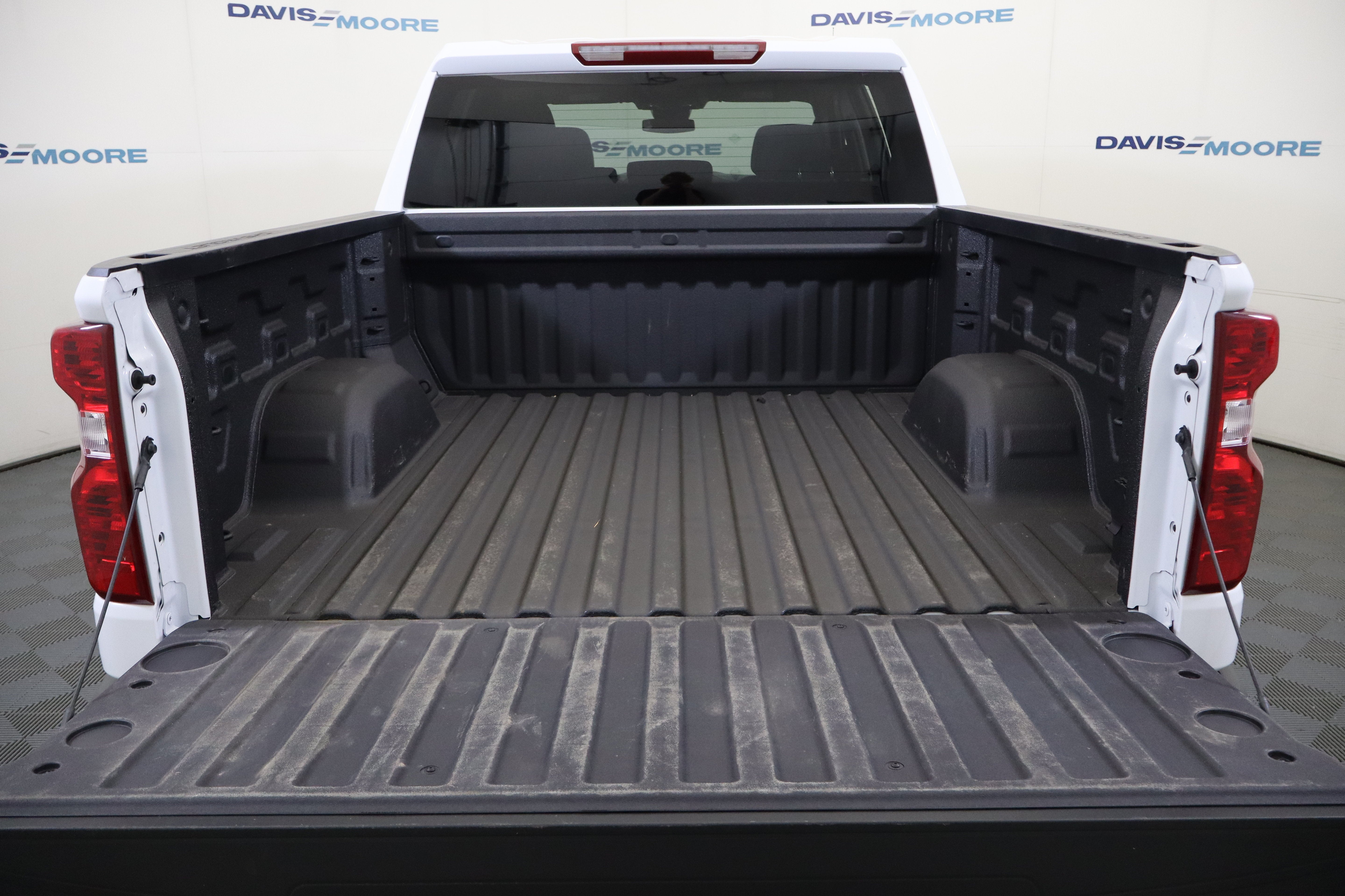 2026 Chevrolet Silverado 1500 Custom Crew Cab 4WD
