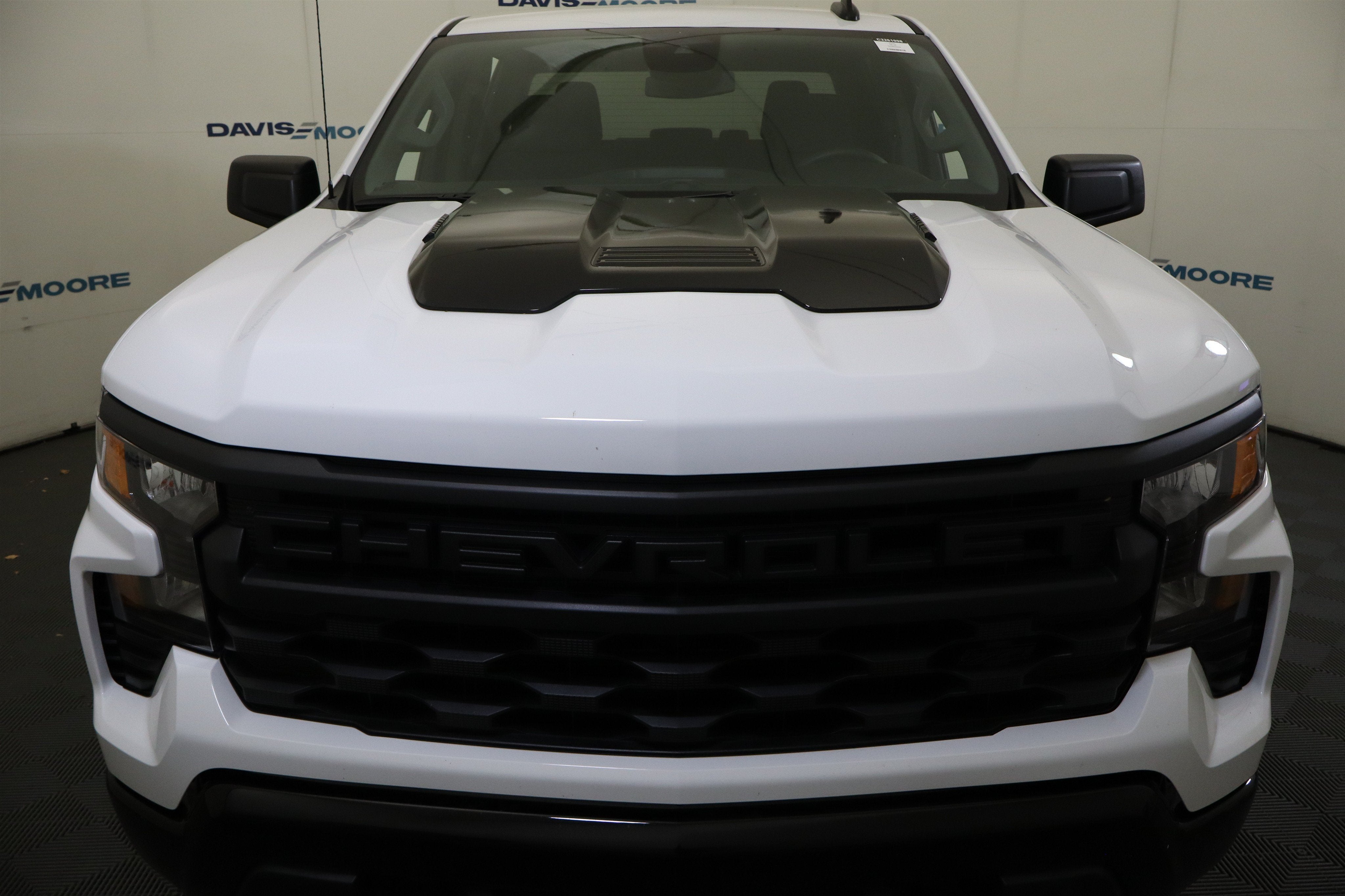 2026 Chevrolet Silverado 1500 Custom Trail Boss Crew Cab 4WD