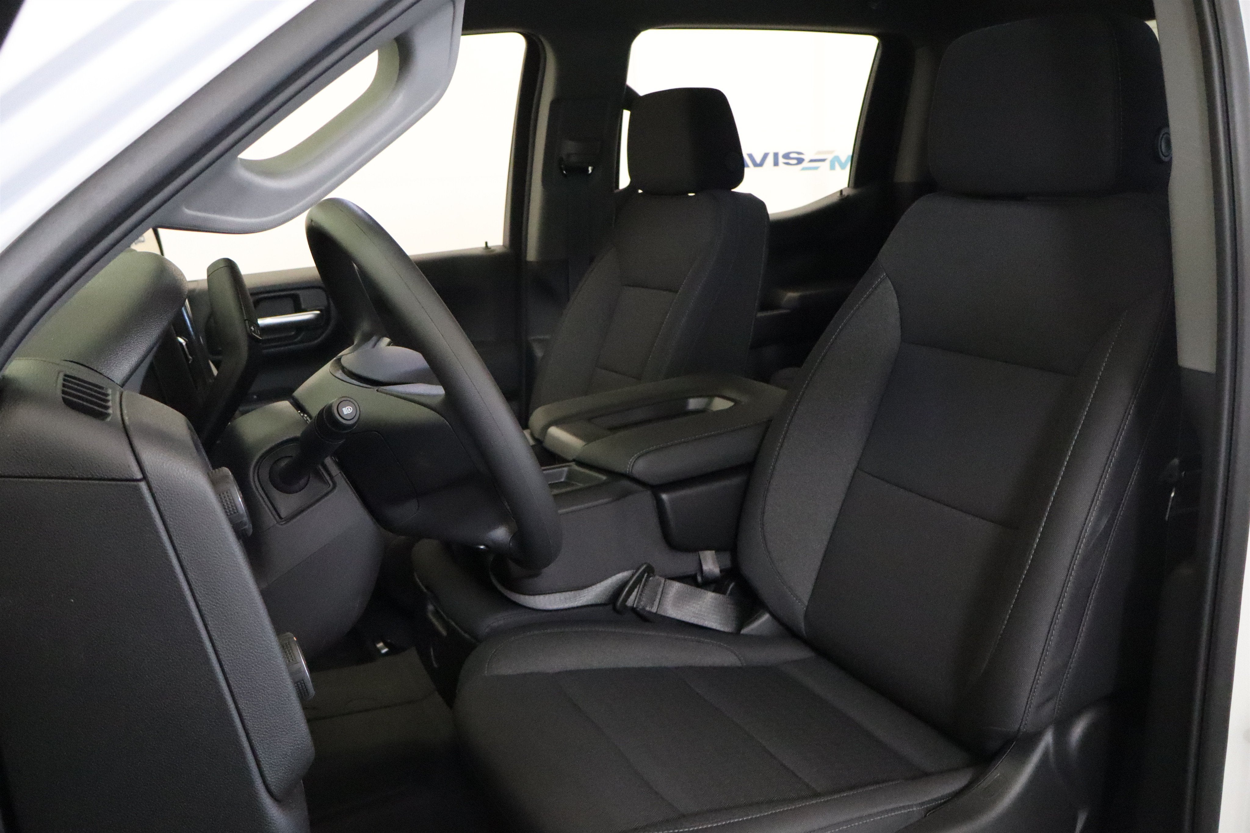 2026 Chevrolet Silverado 1500 Custom Trail Boss Crew Cab 4WD