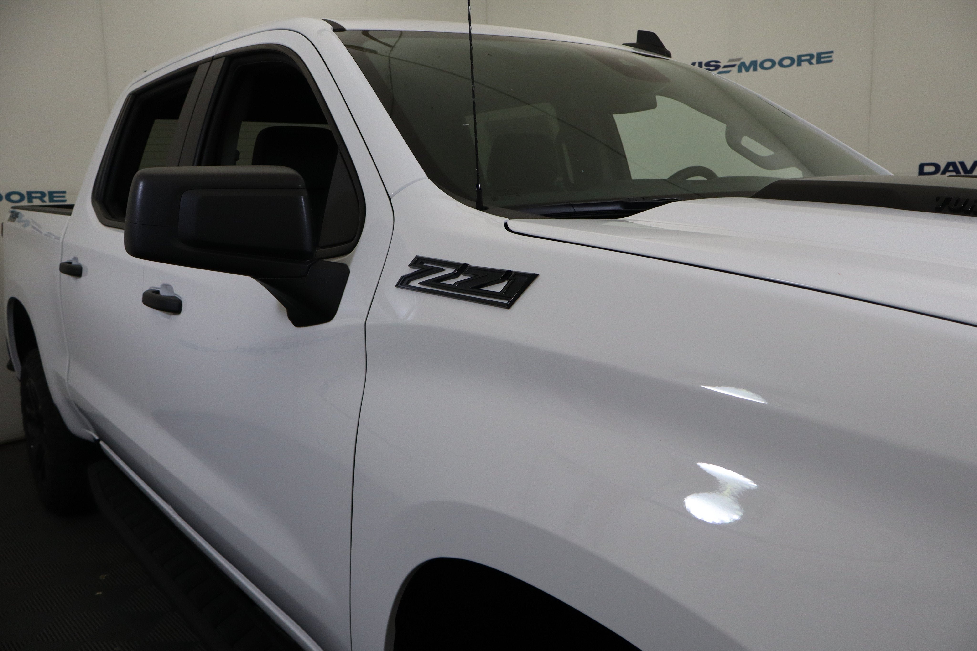 2026 Chevrolet Silverado 1500 Custom Trail Boss Crew Cab 4WD