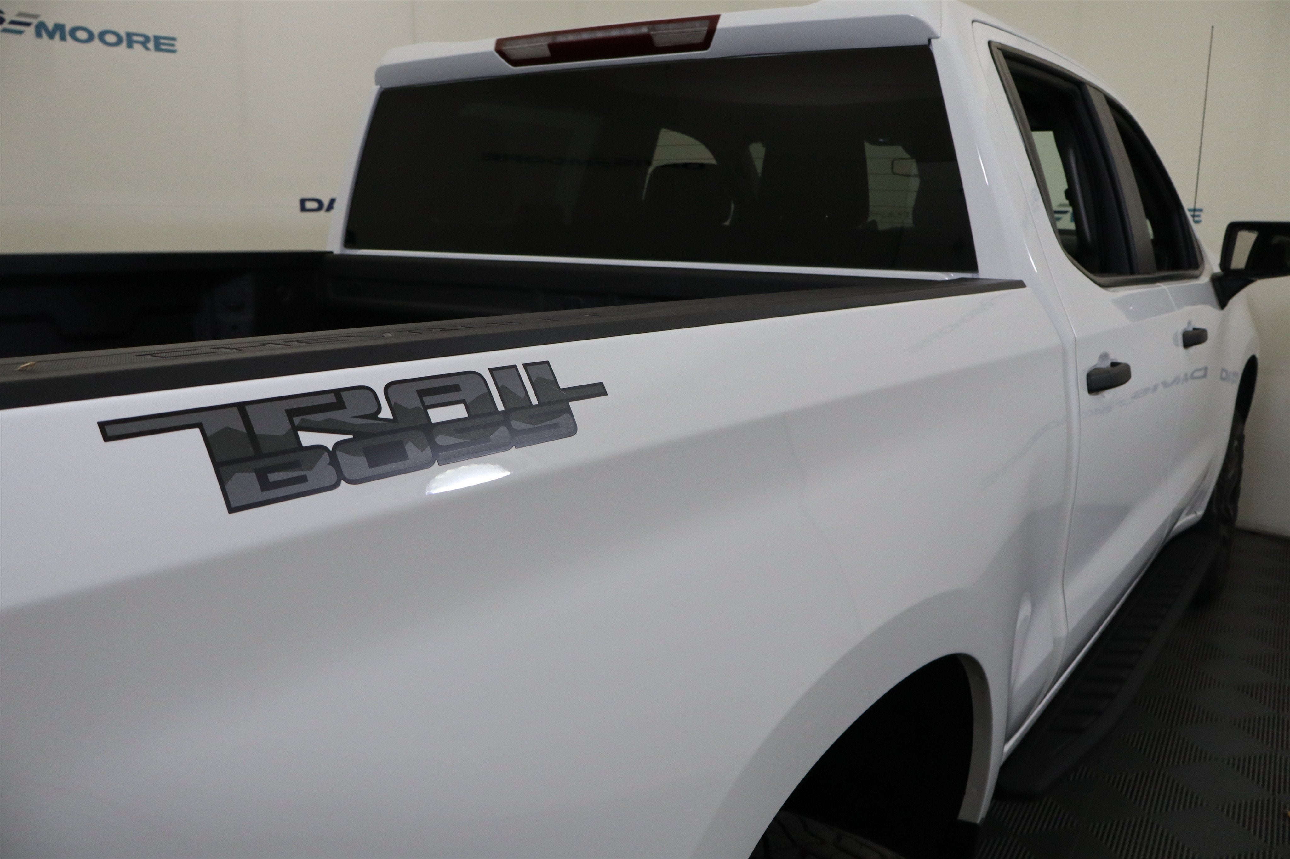 2026 Chevrolet Silverado 1500 Custom Trail Boss Crew Cab 4WD