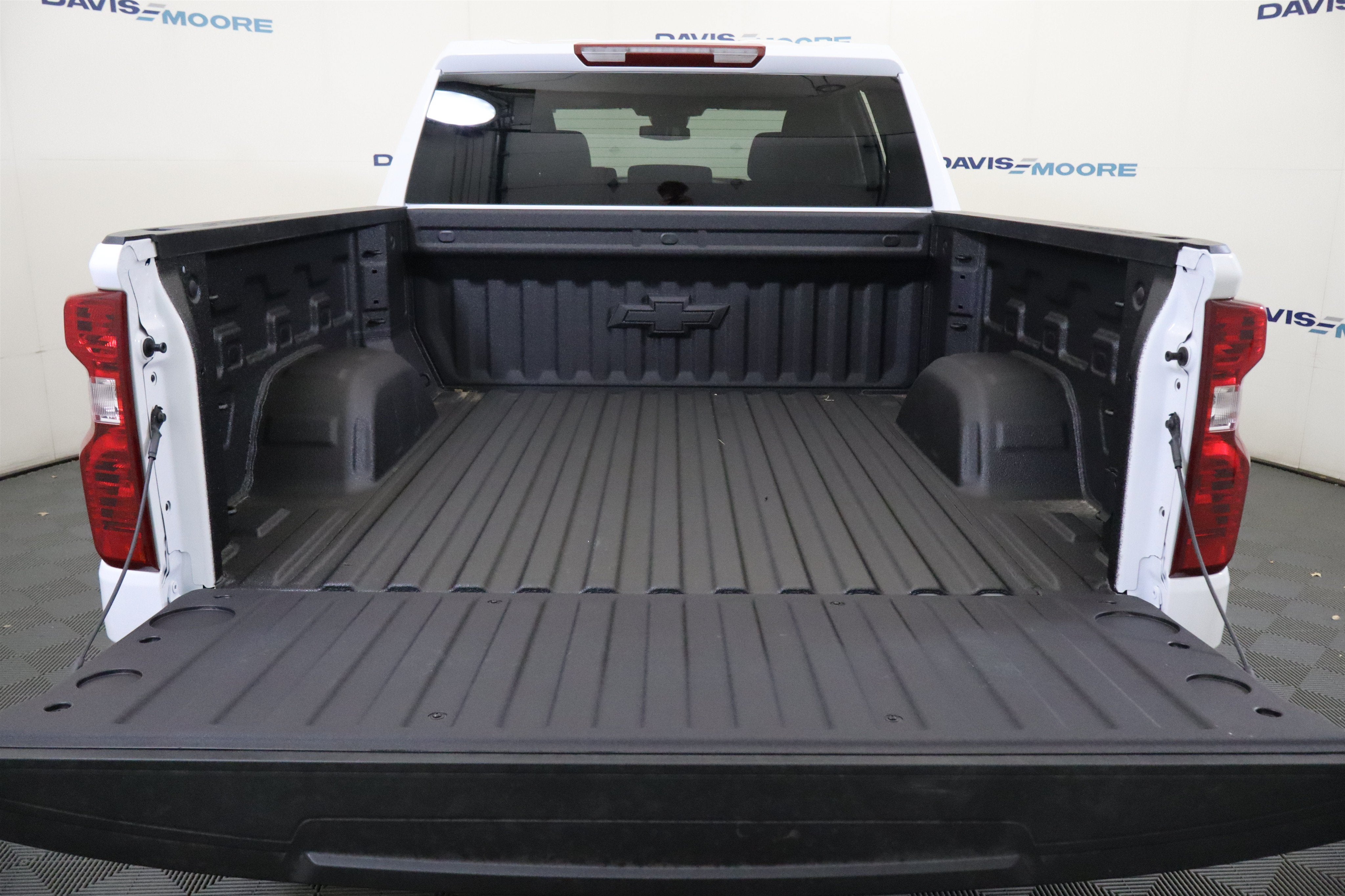 2026 Chevrolet Silverado 1500 Custom Trail Boss Crew Cab 4WD