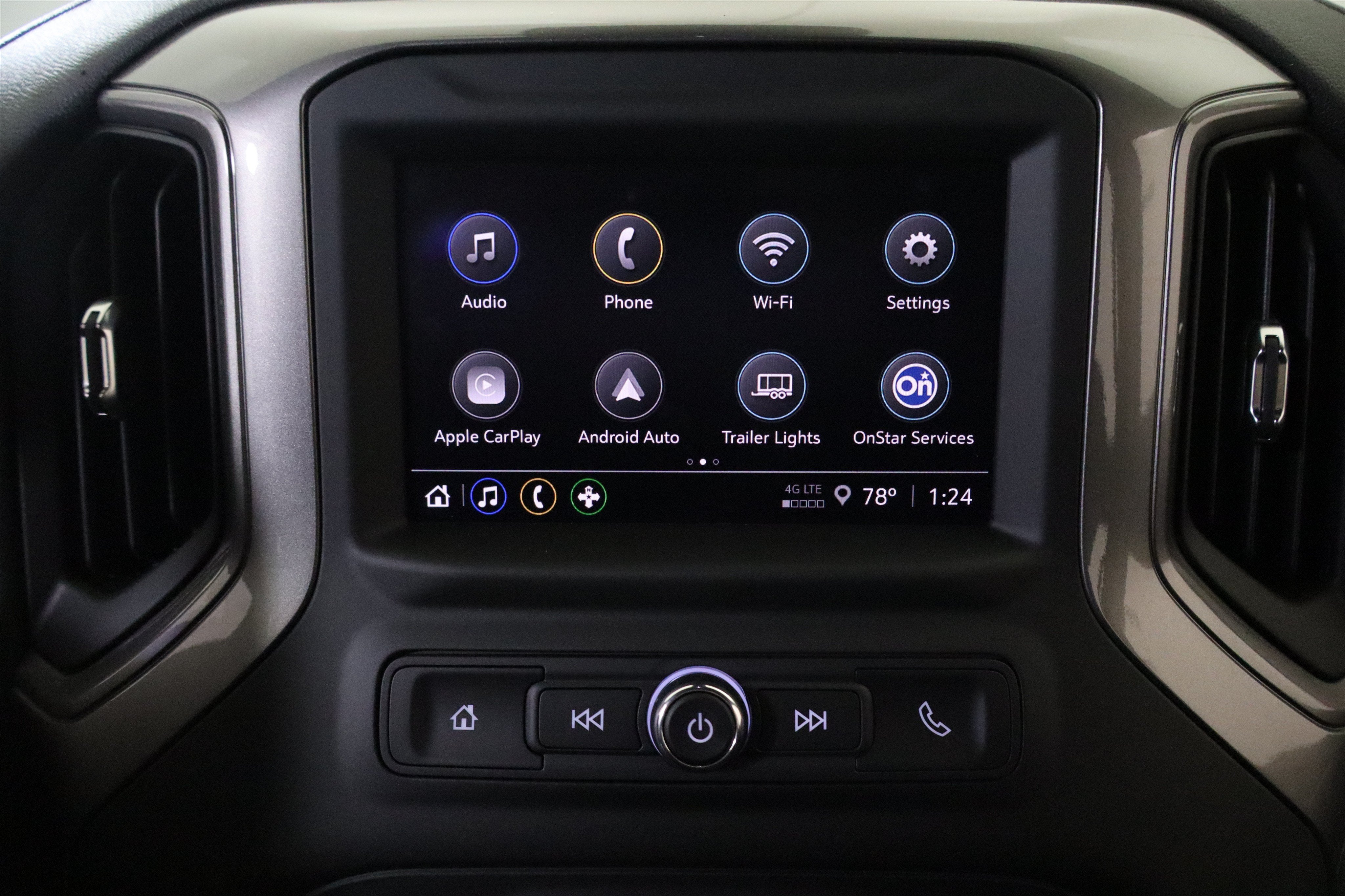2026 Chevrolet Silverado 1500 Custom Trail Boss Crew Cab 4WD