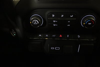 2026 Chevrolet Silverado 1500 Custom Trail Boss Crew Cab 4WD