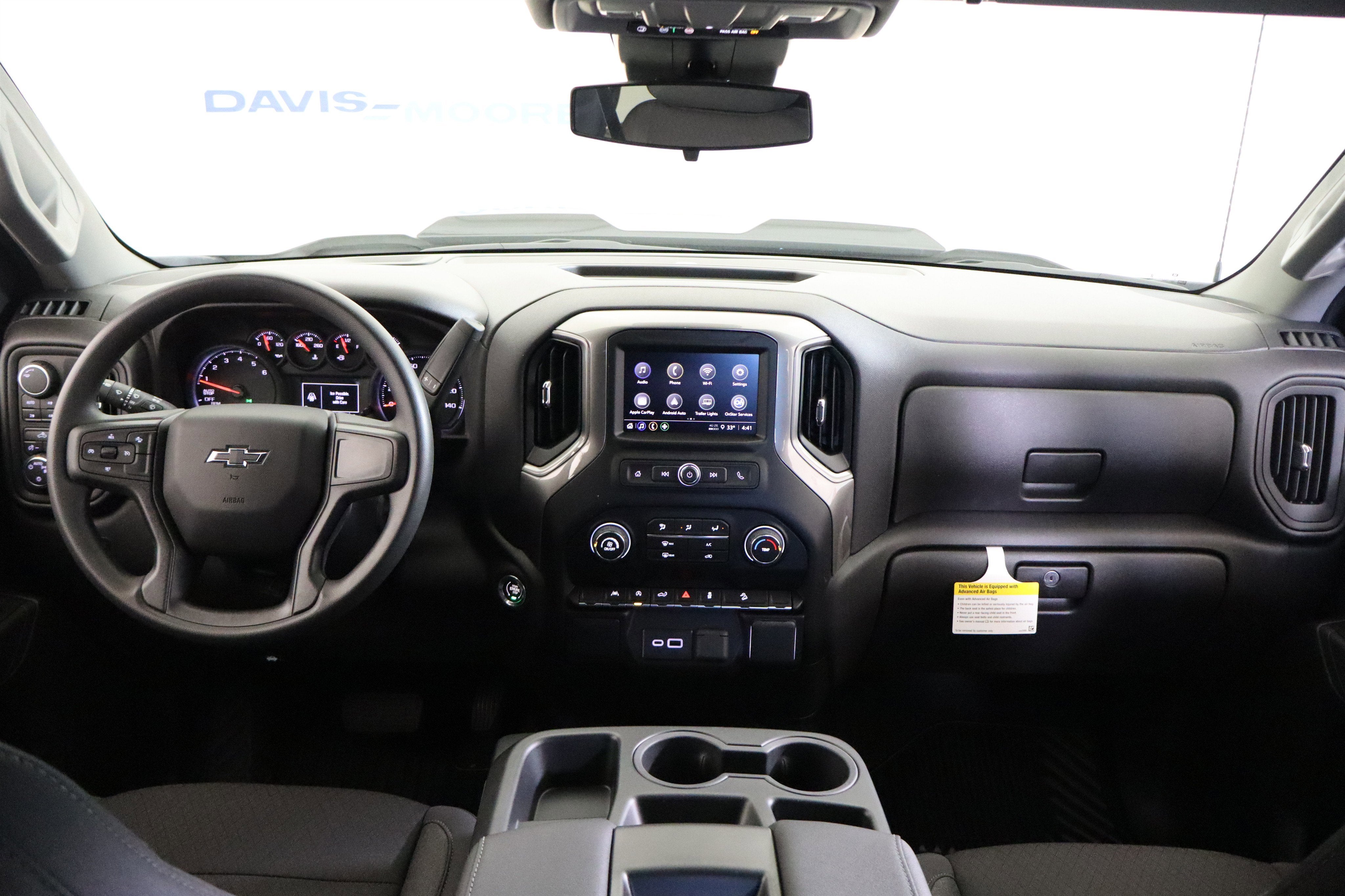 2026 Chevrolet Silverado 1500 Custom Trail Boss Crew Cab 4WD