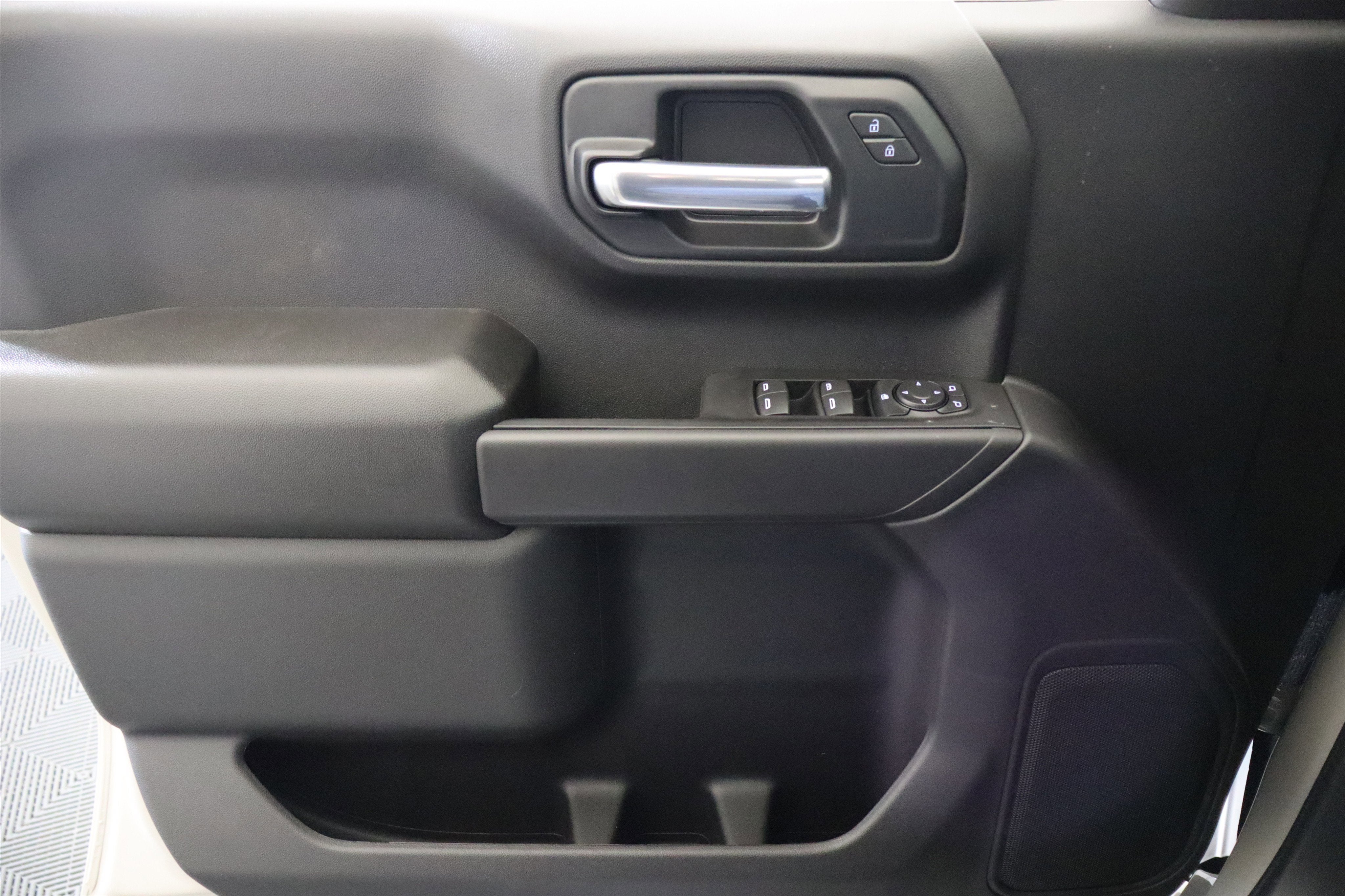 2026 Chevrolet Silverado 1500 Custom Trail Boss Crew Cab 4WD