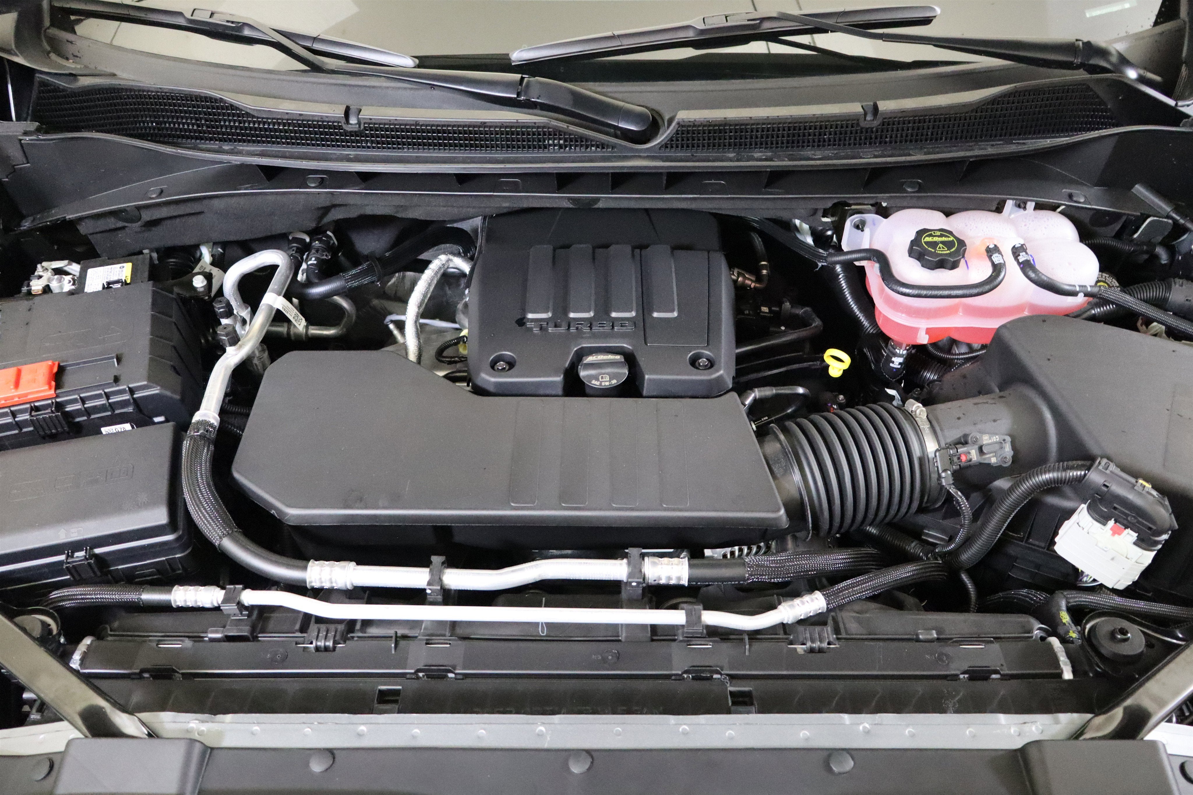 2026 Chevrolet Silverado 1500 Custom Trail Boss Crew Cab 4WD