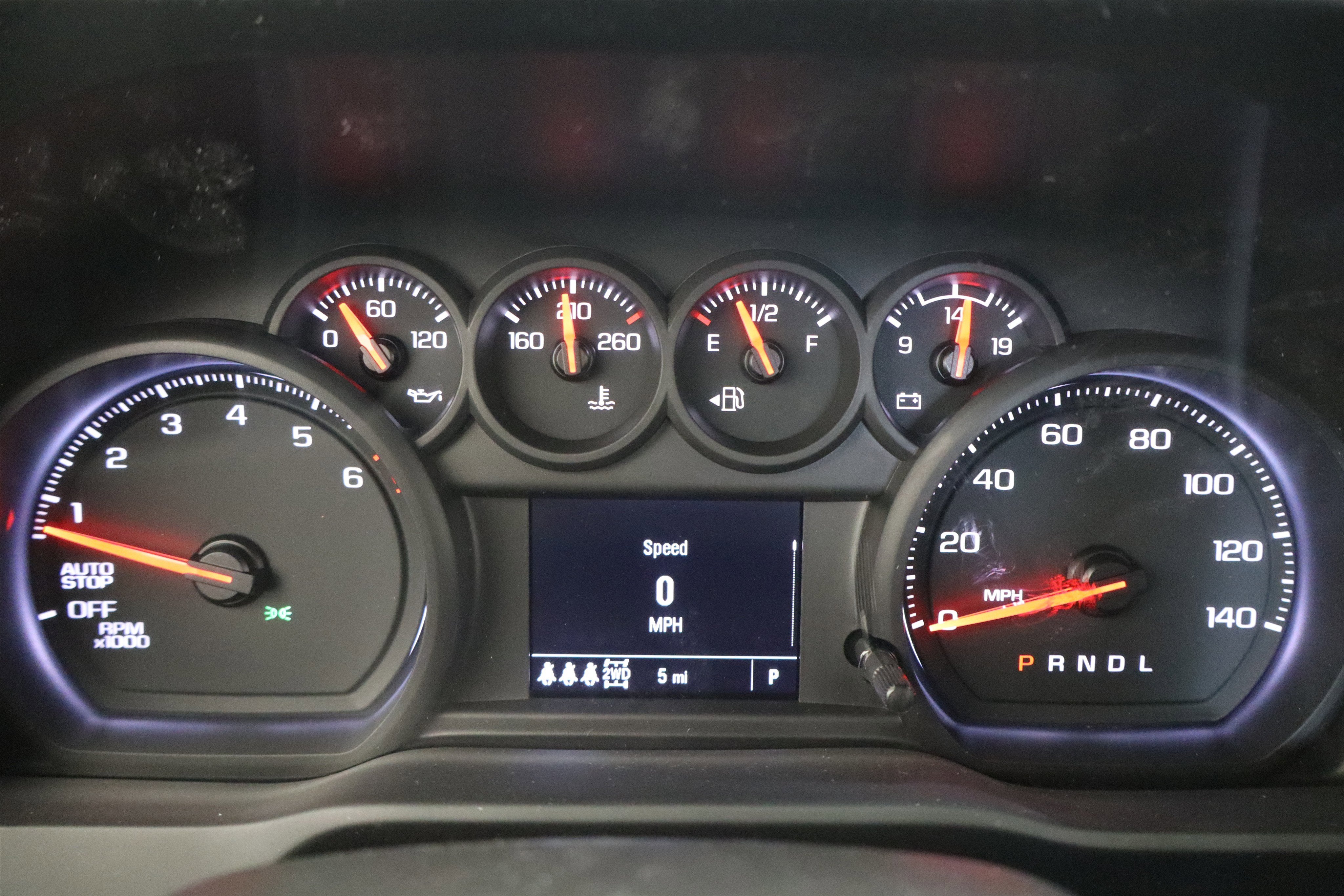 2026 Chevrolet Silverado 1500 Custom Trail Boss Crew Cab 4WD