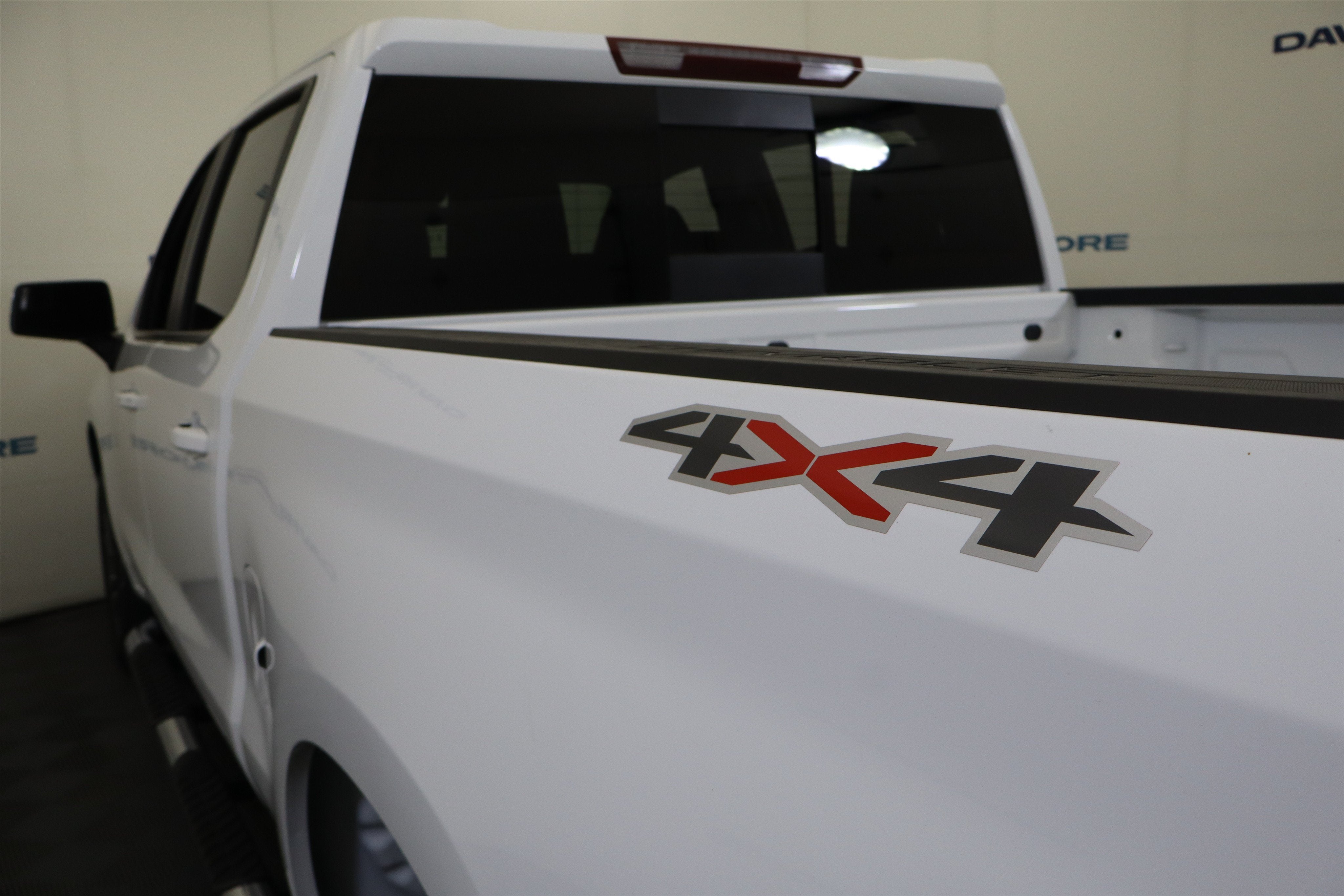 2026 Chevrolet Silverado 1500 LT Crew Cab 4WD