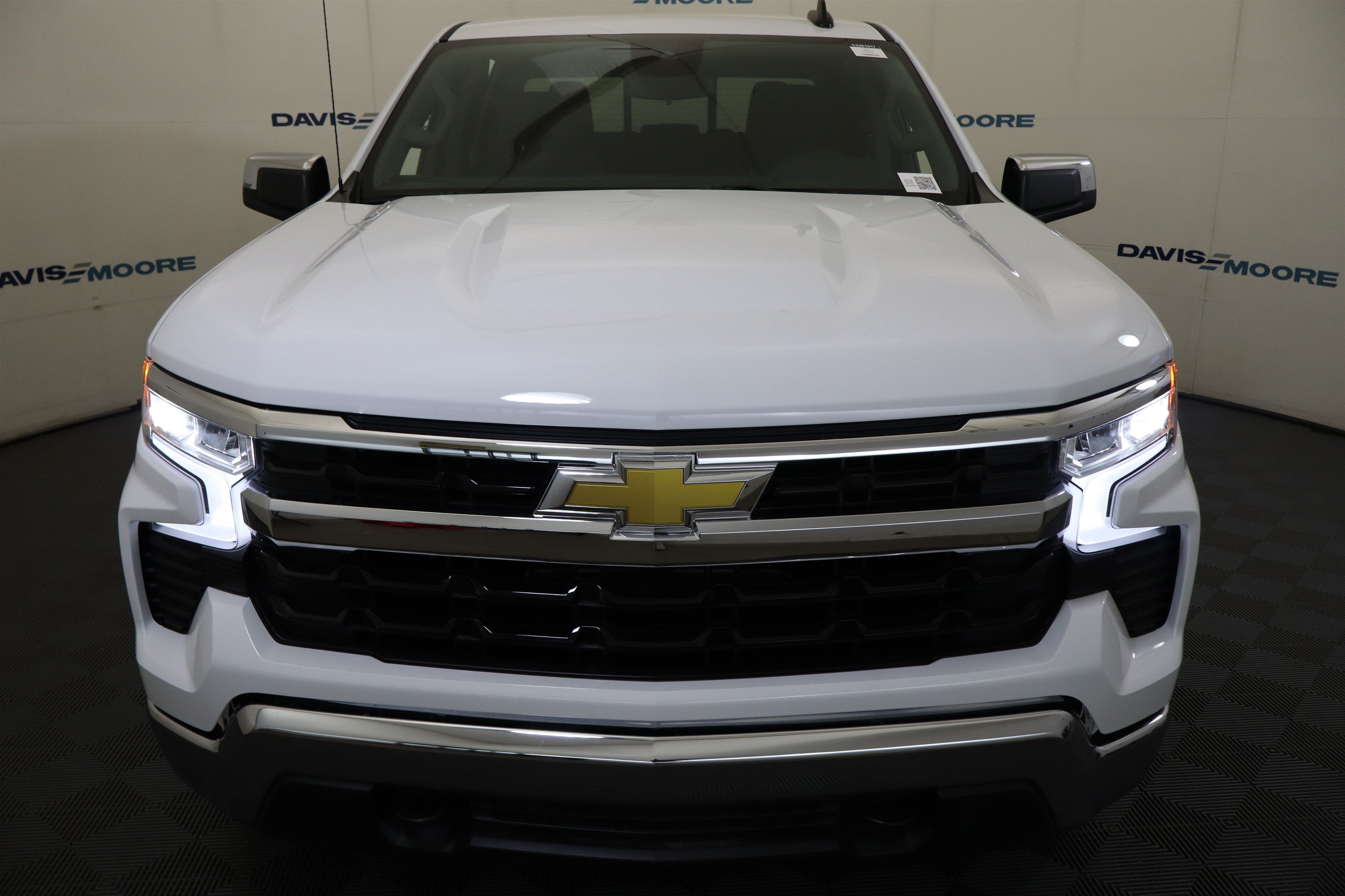 2026 Chevrolet Silverado 1500 LT Crew Cab 4WD