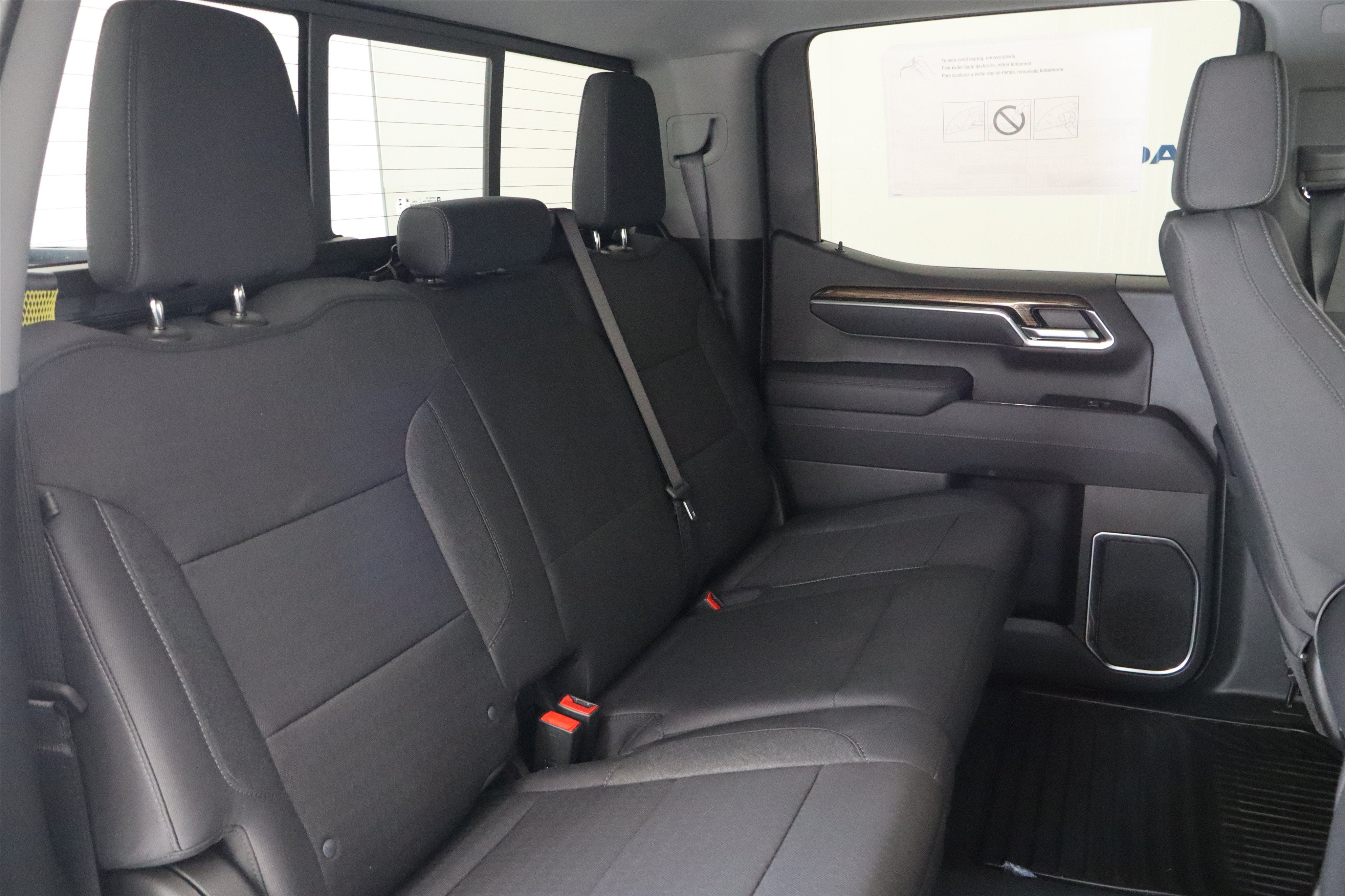 2026 Chevrolet Silverado 1500 LT Crew Cab 4WD