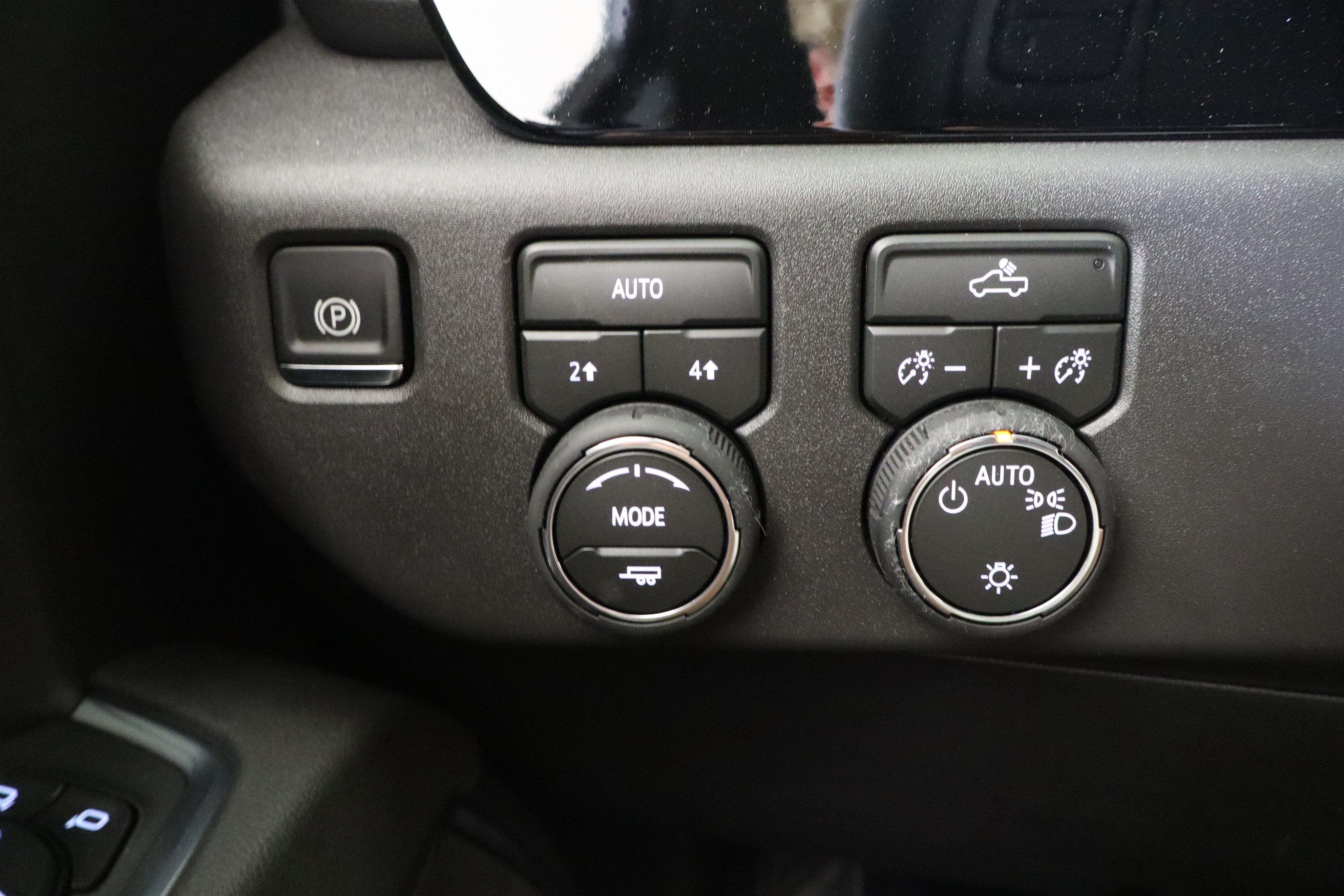 2026 Chevrolet Silverado 1500 LT Crew Cab 4WD