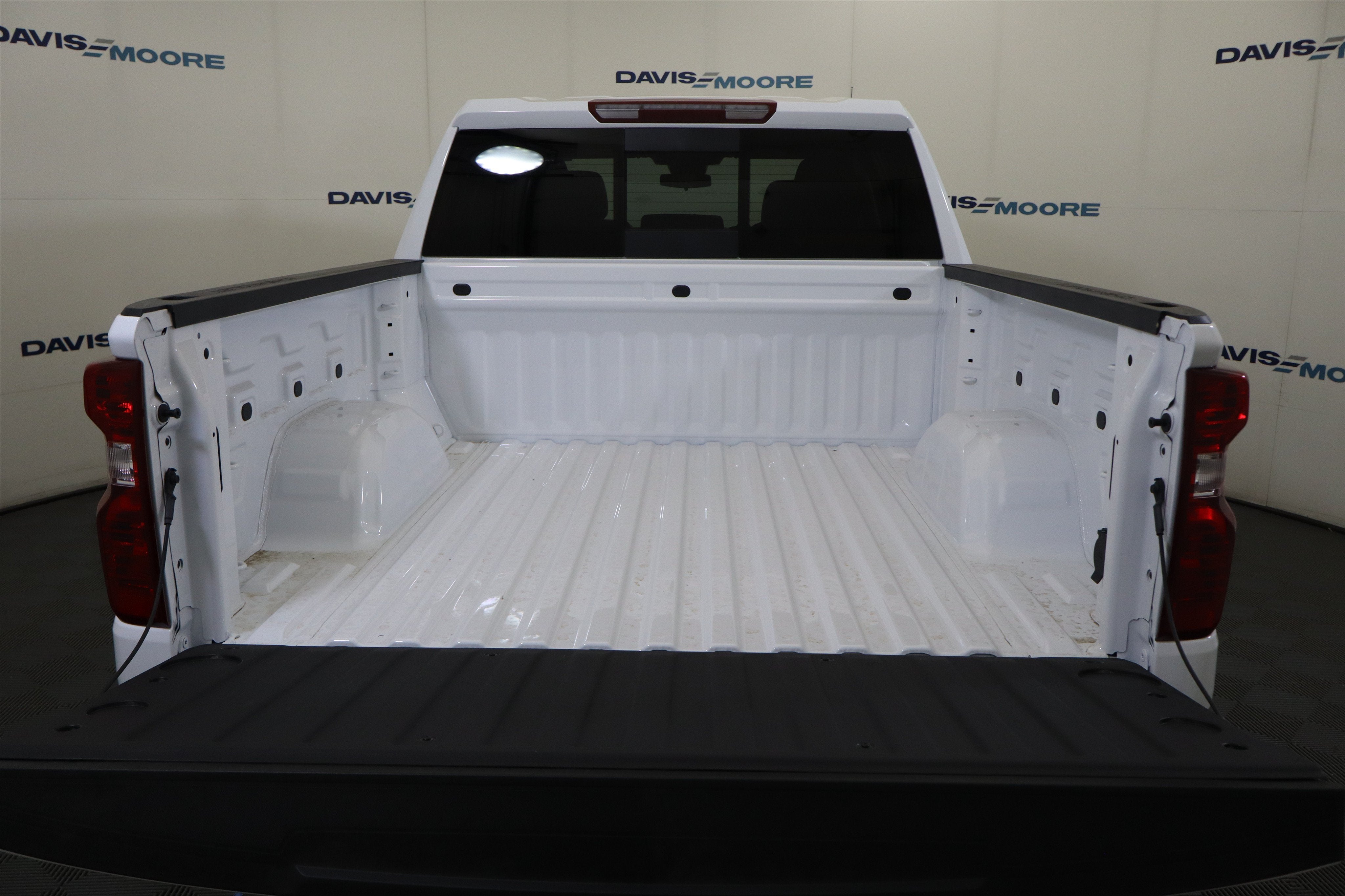 2026 Chevrolet Silverado 1500 LT Crew Cab 4WD