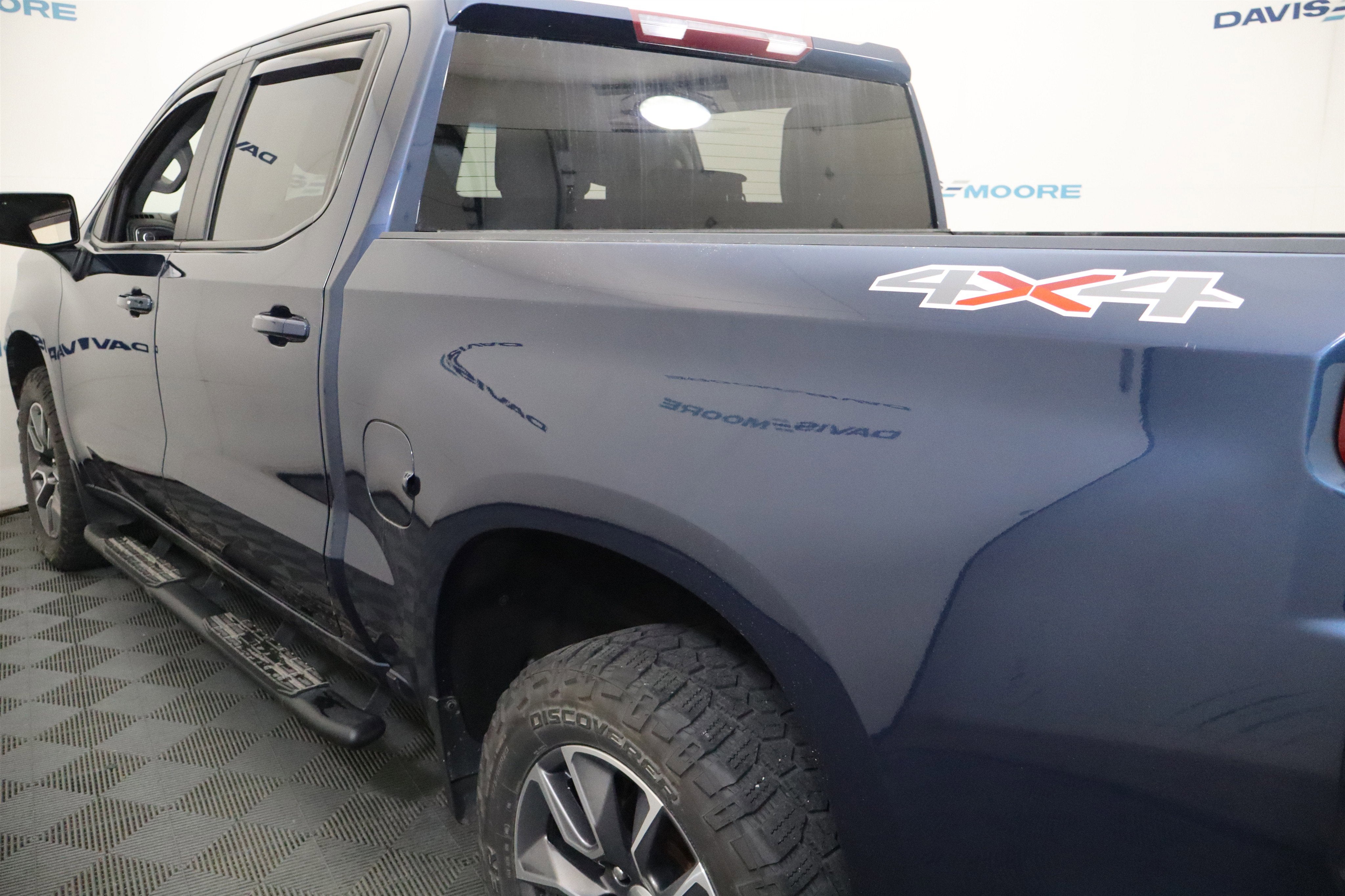 2020 Chevrolet Silverado 1500 RST Crew Cab 4WD