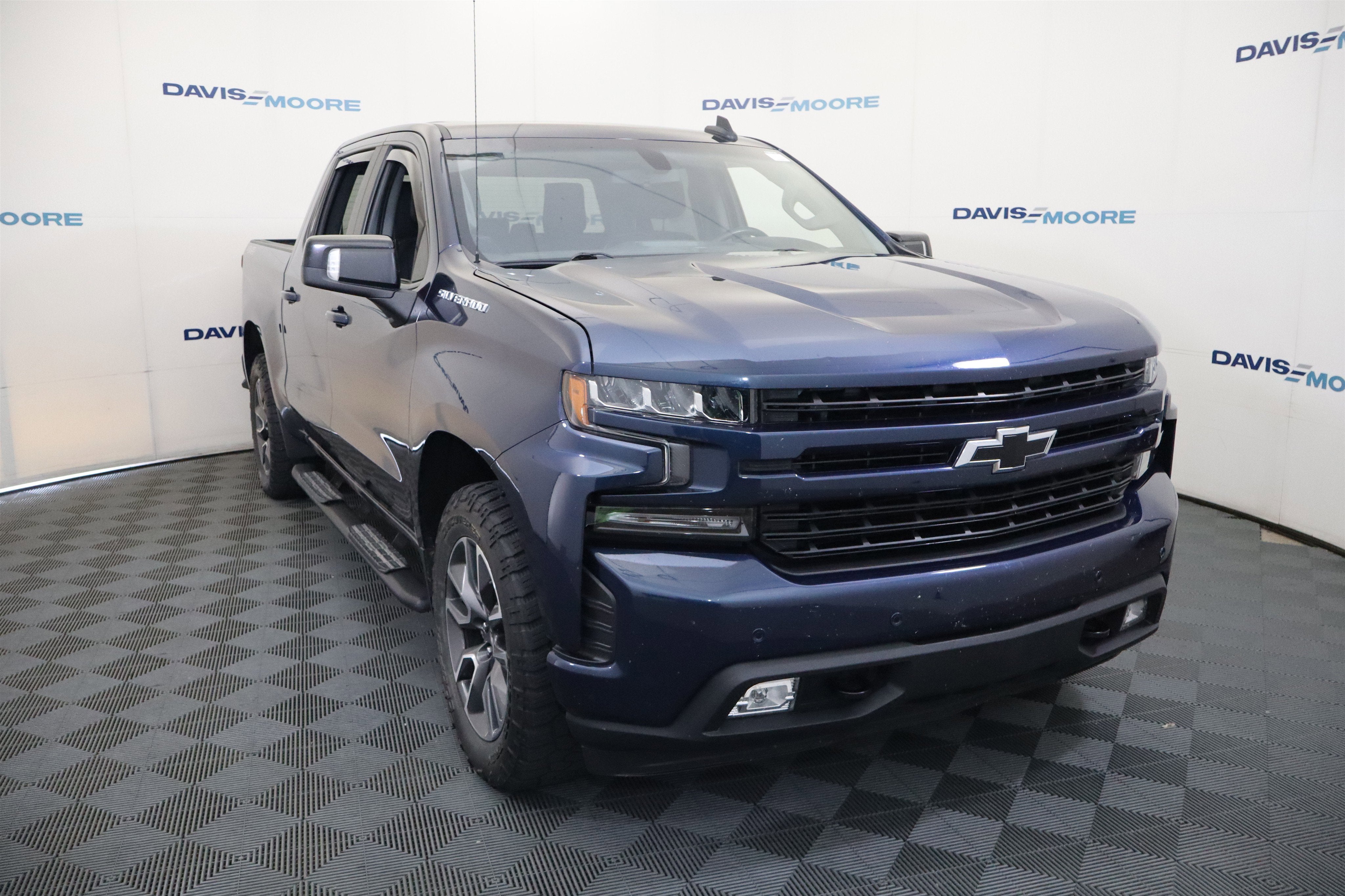 2020 Chevrolet Silverado 1500 RST Crew Cab 4WD