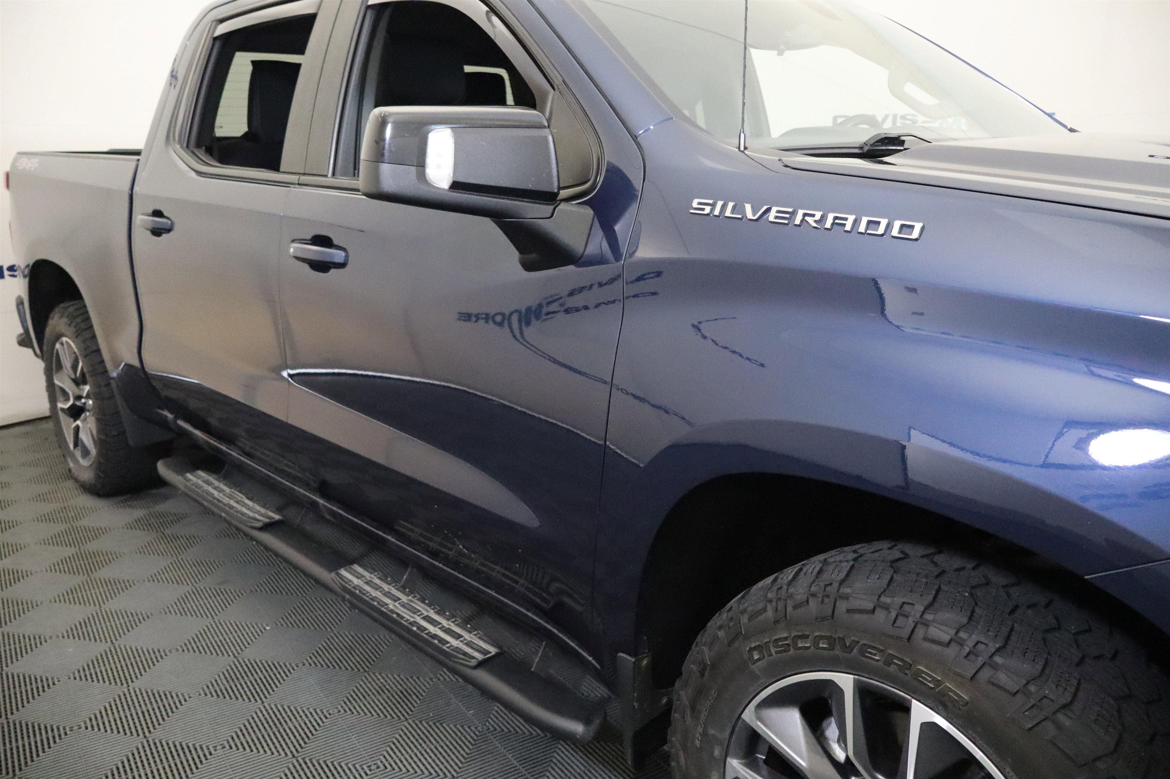 2020 Chevrolet Silverado 1500 RST Crew Cab 4WD