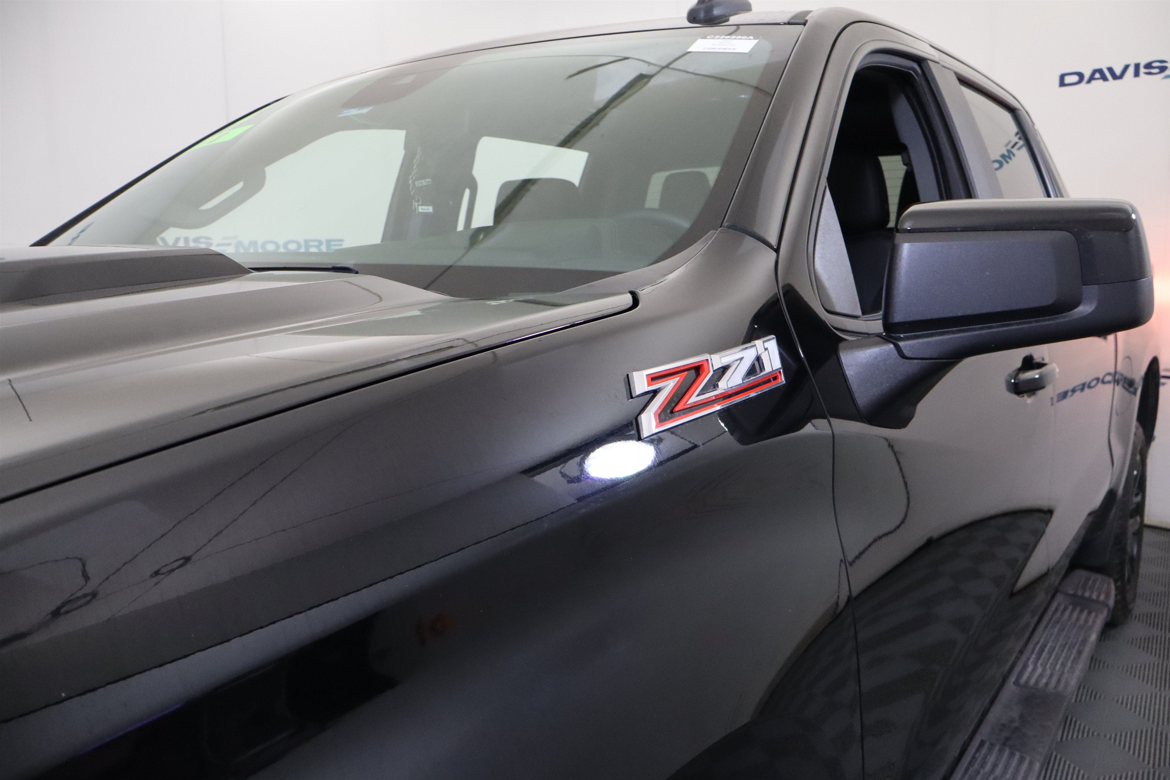 2024 Chevrolet Silverado 1500 LT Trail Boss Crew Cab 4WD