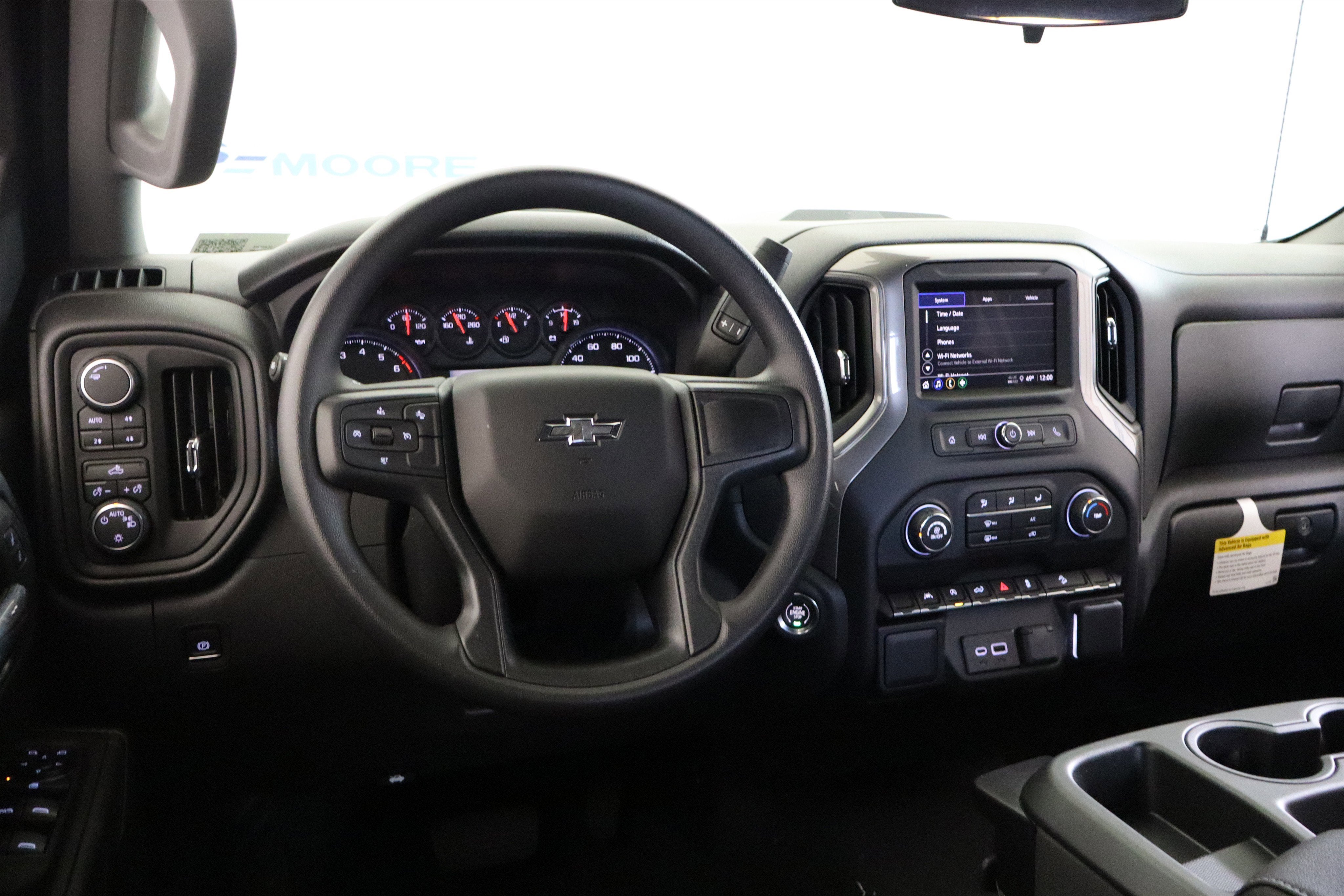 2026 Chevrolet Silverado 1500 Custom Trail Boss Crew Cab 4WD