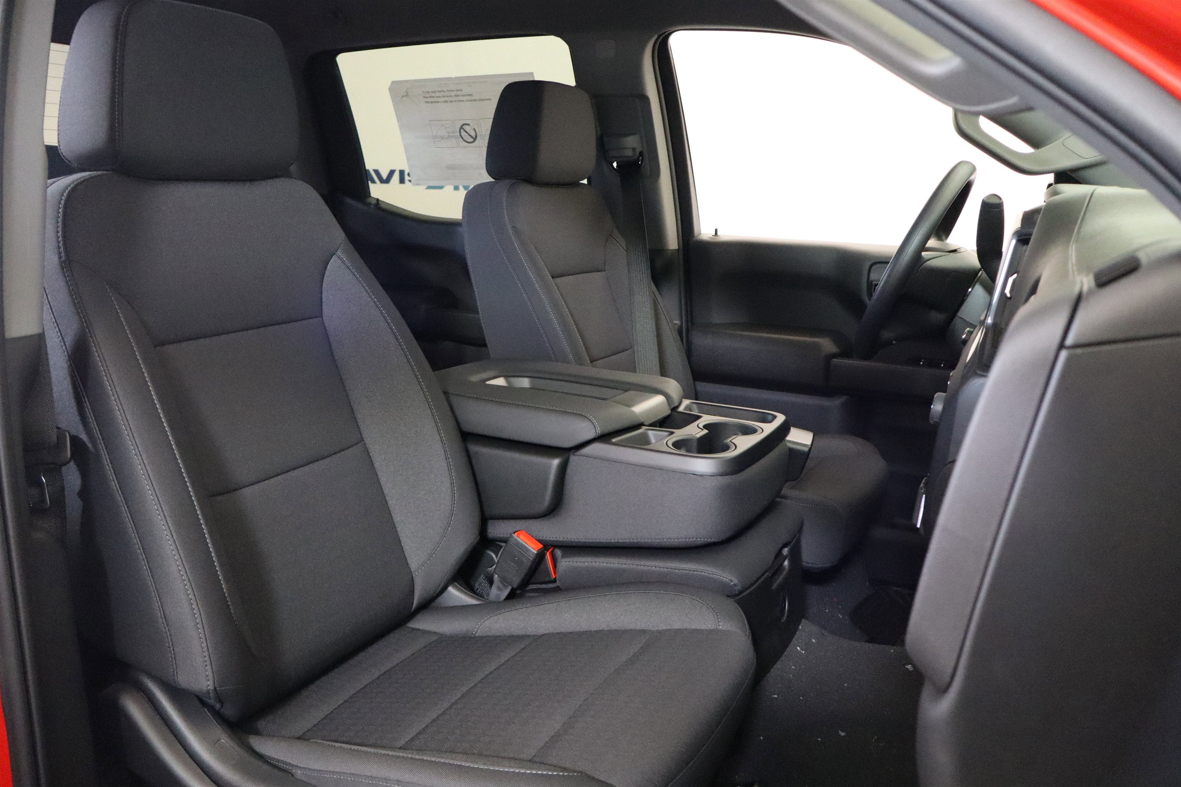 2026 Chevrolet Silverado 1500 Custom Trail Boss Crew Cab 4WD