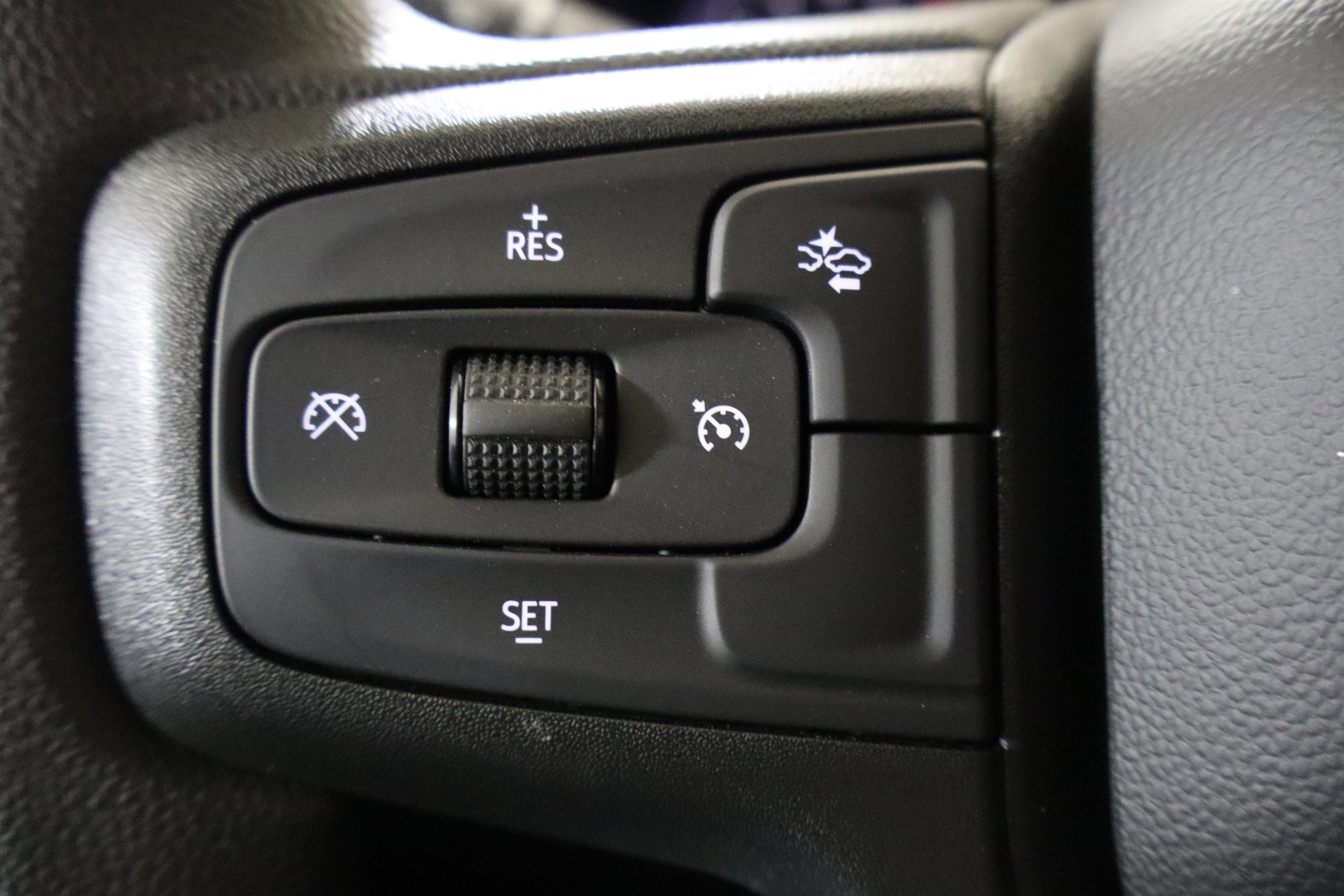 2026 Chevrolet Silverado 1500 Custom Trail Boss Crew Cab 4WD