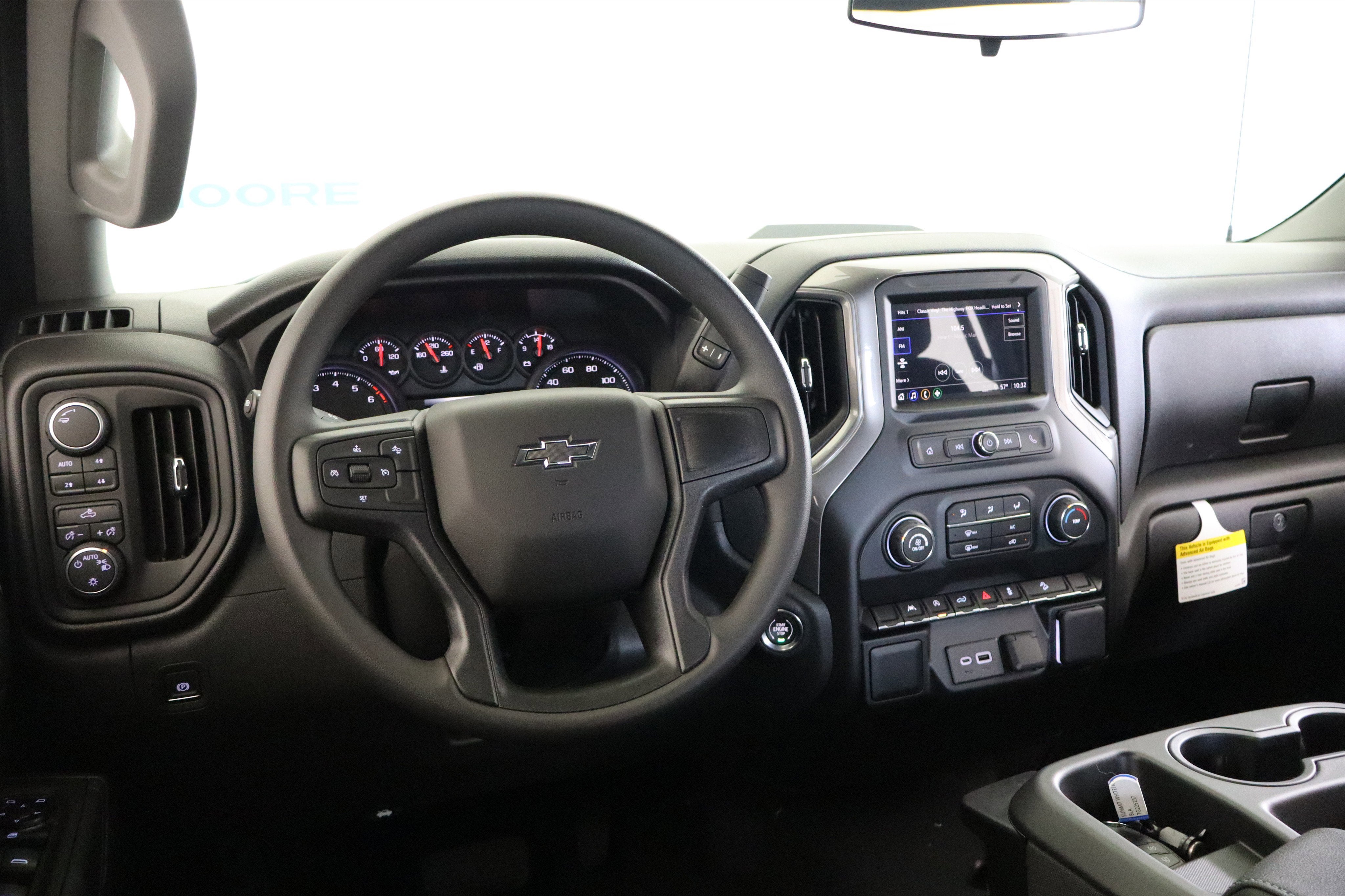 2026 Chevrolet Silverado 1500 Custom Trail Boss Crew Cab 4WD