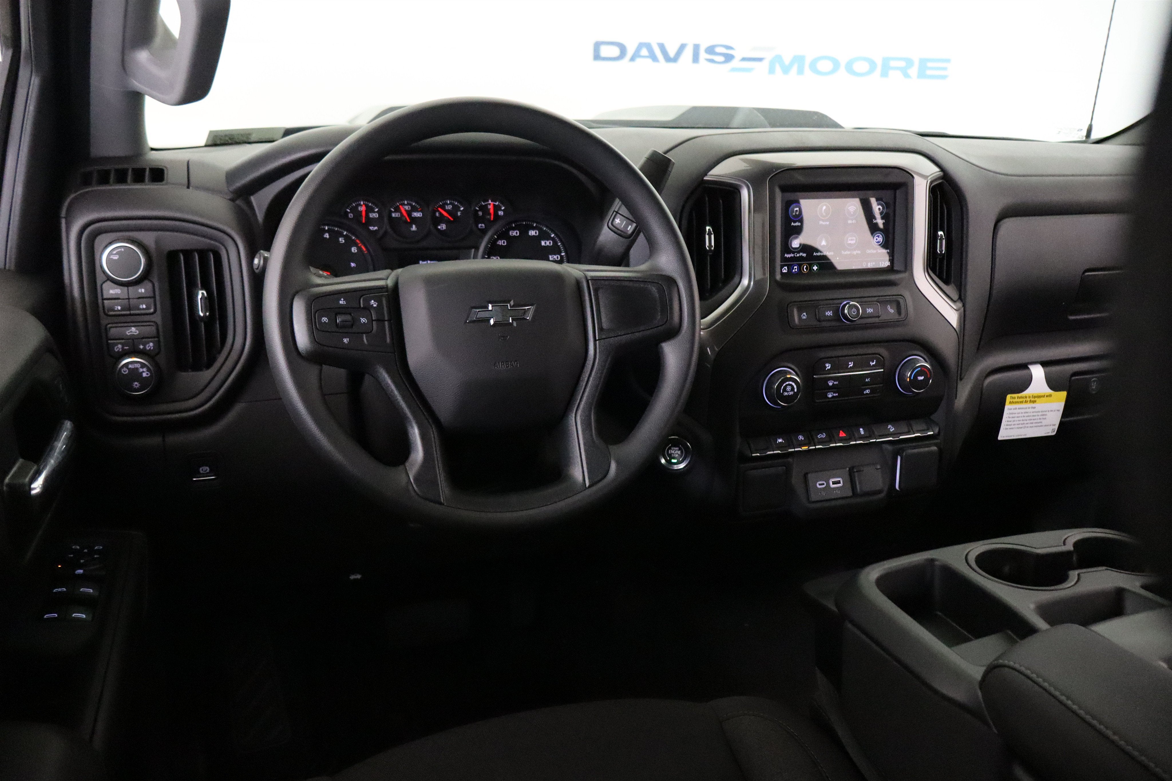 2026 Chevrolet Silverado 1500 Custom Trail Boss Crew Cab 4WD