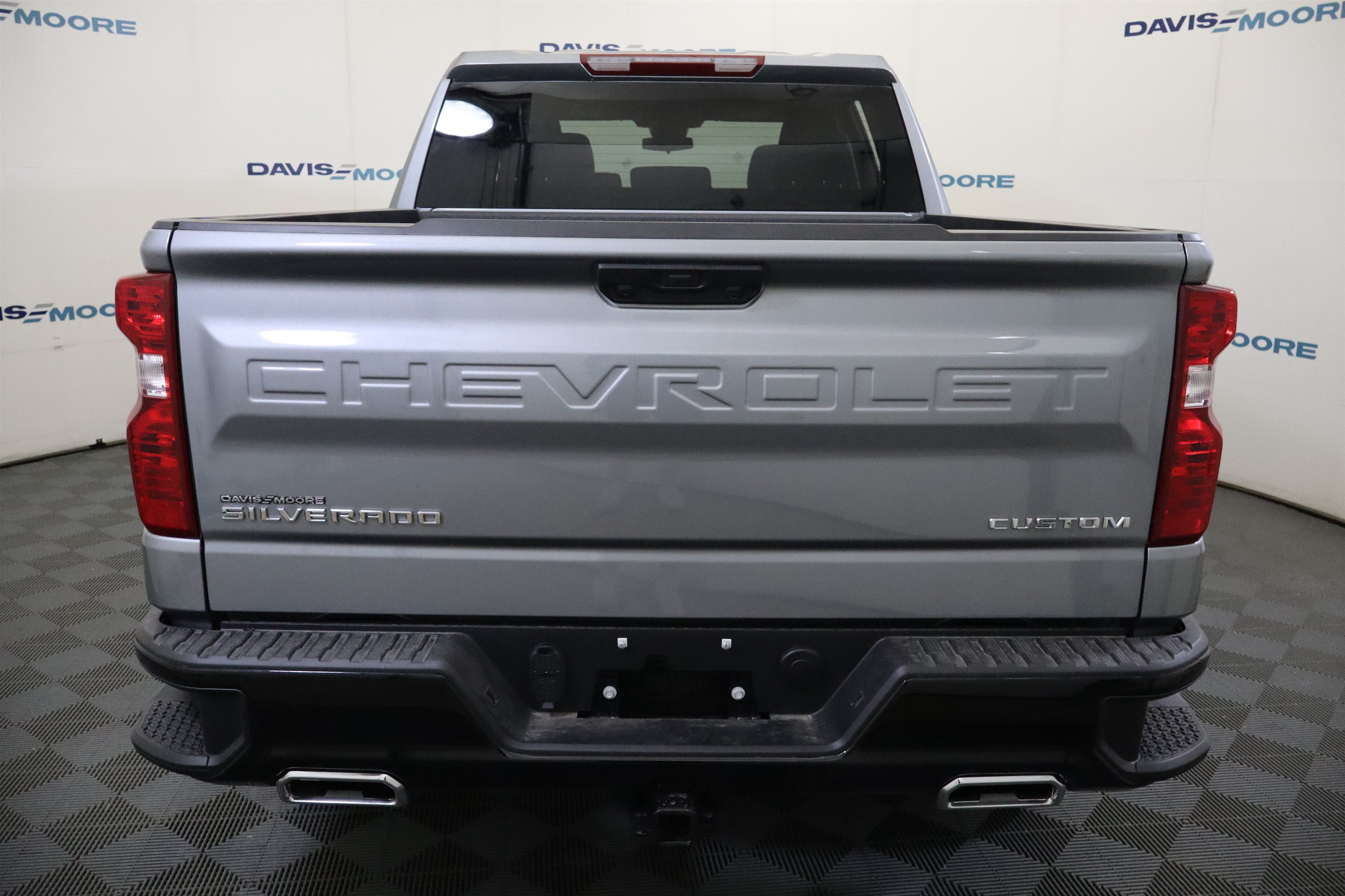 2026 Chevrolet Silverado 1500 Custom Trail Boss Crew Cab 4WD