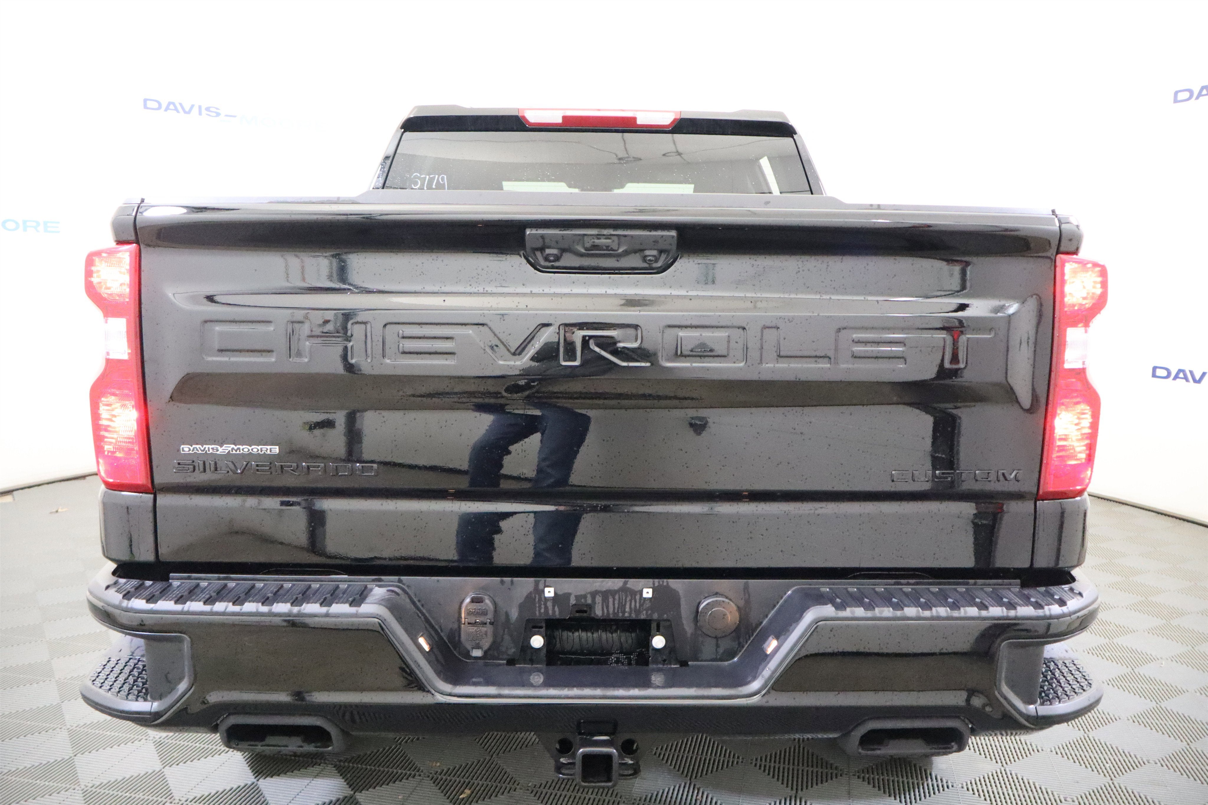 2026 Chevrolet Silverado 1500 Custom Trail Boss Crew Cab 4WD