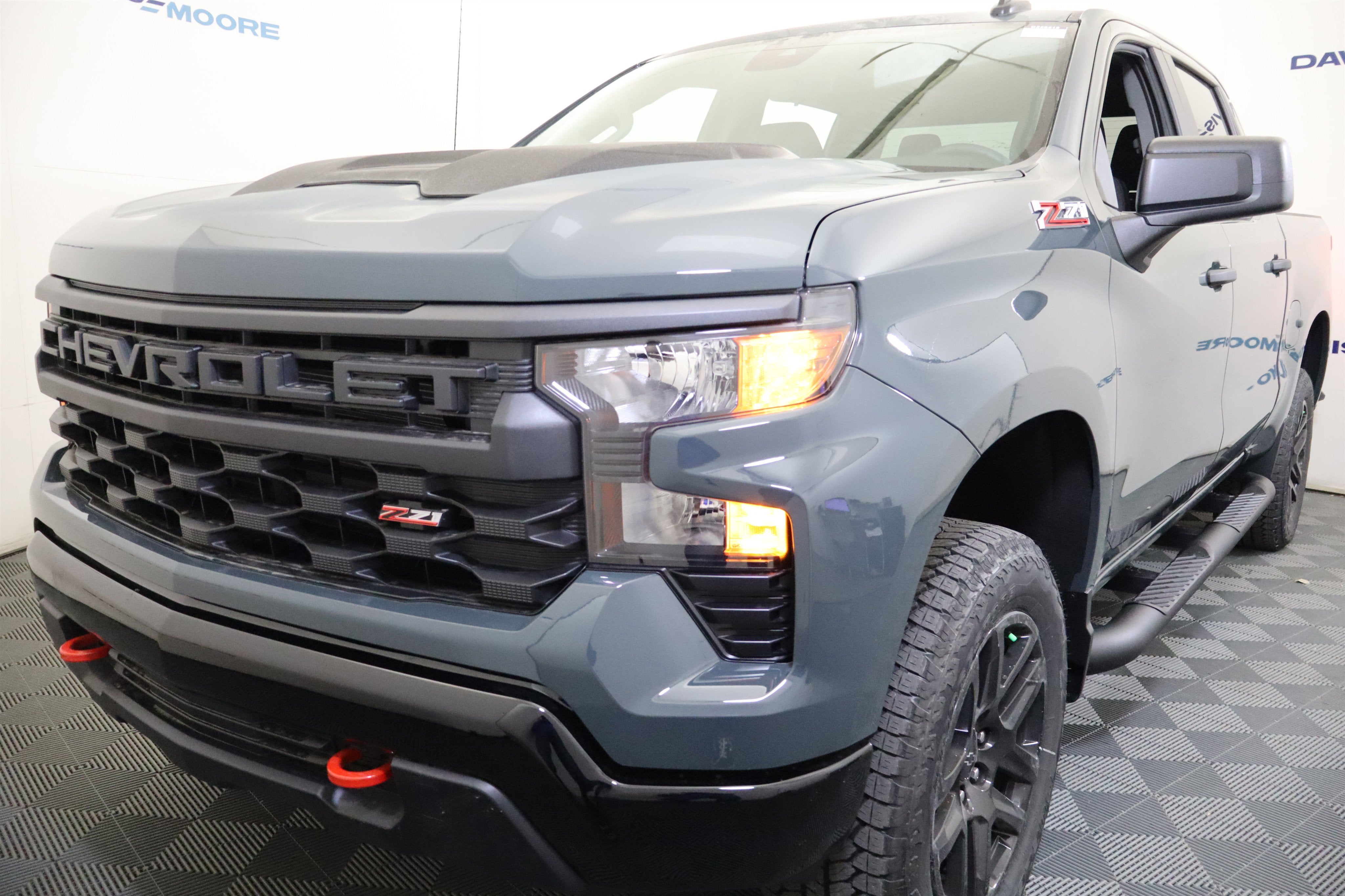 2026 Chevrolet Silverado 1500 Custom Trail Boss Crew Cab 4WD