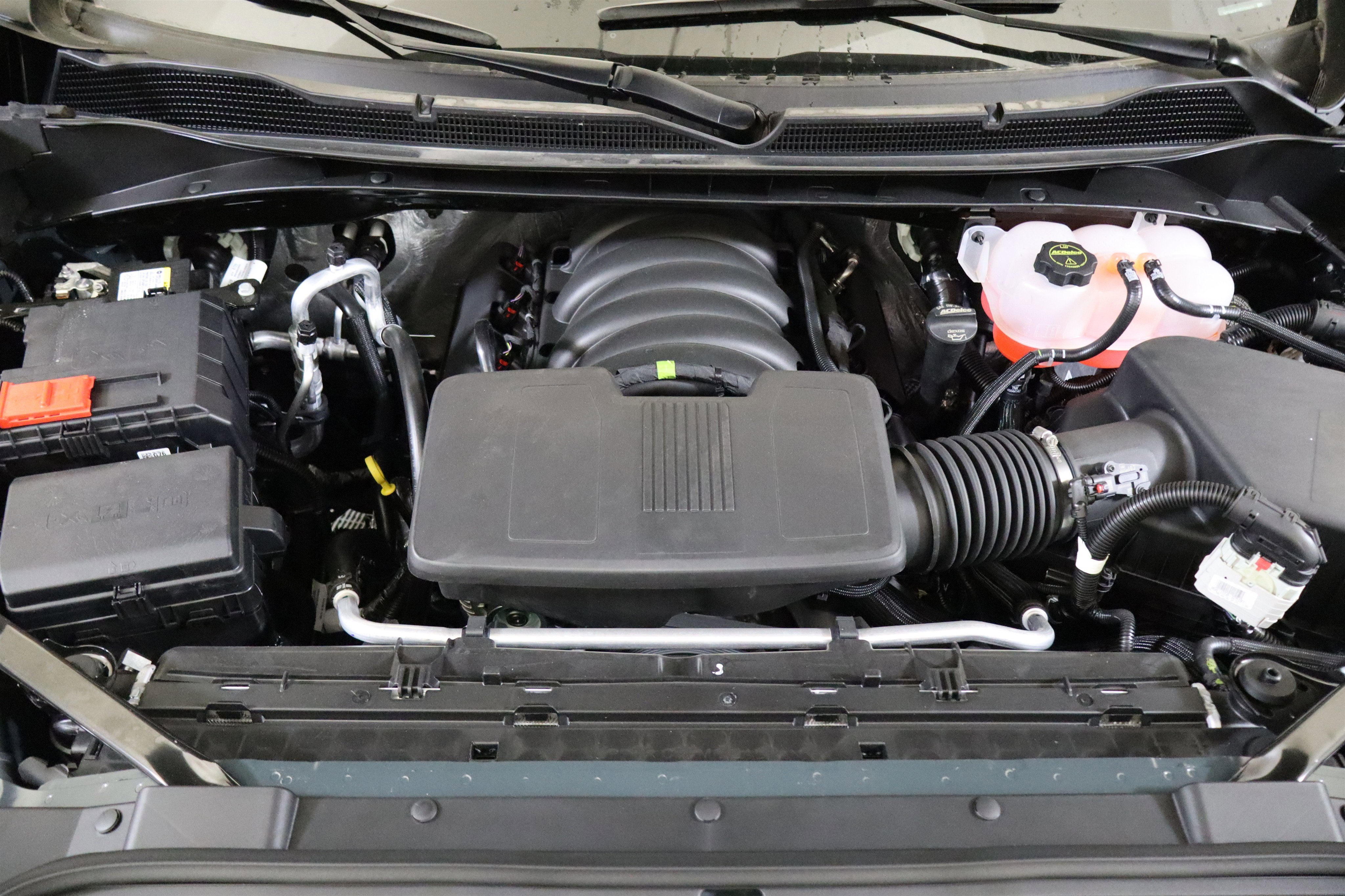 2026 Chevrolet Silverado 1500 Custom Trail Boss Crew Cab 4WD