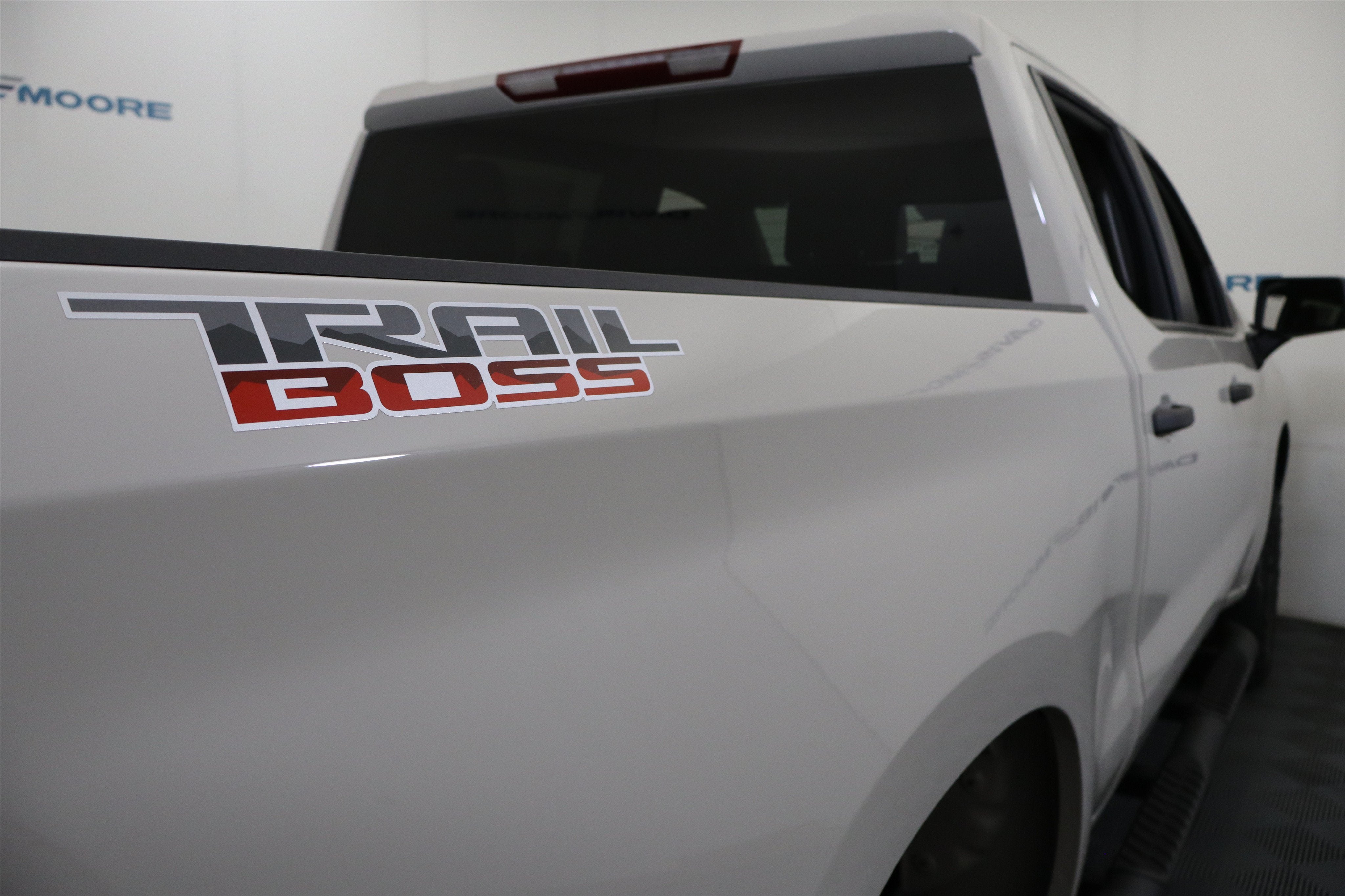 2026 Chevrolet Silverado 1500 Custom Trail Boss Crew Cab 4WD